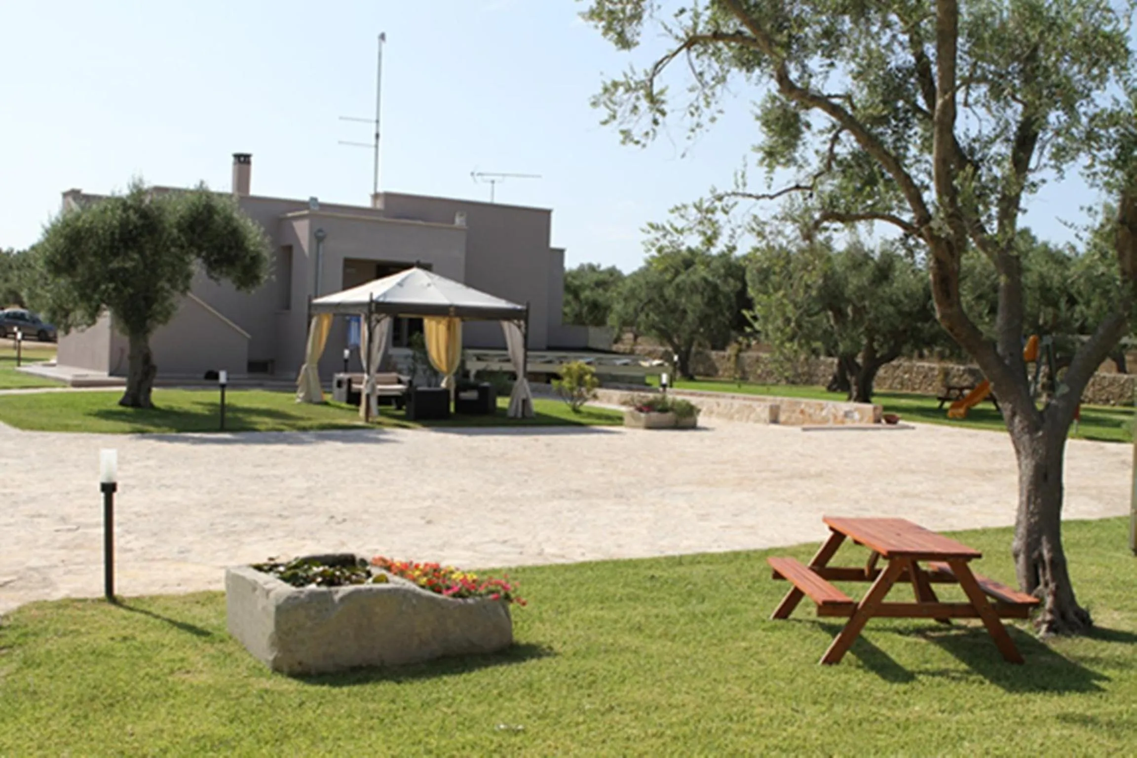 Property building in Masseria Un Posto al Sole