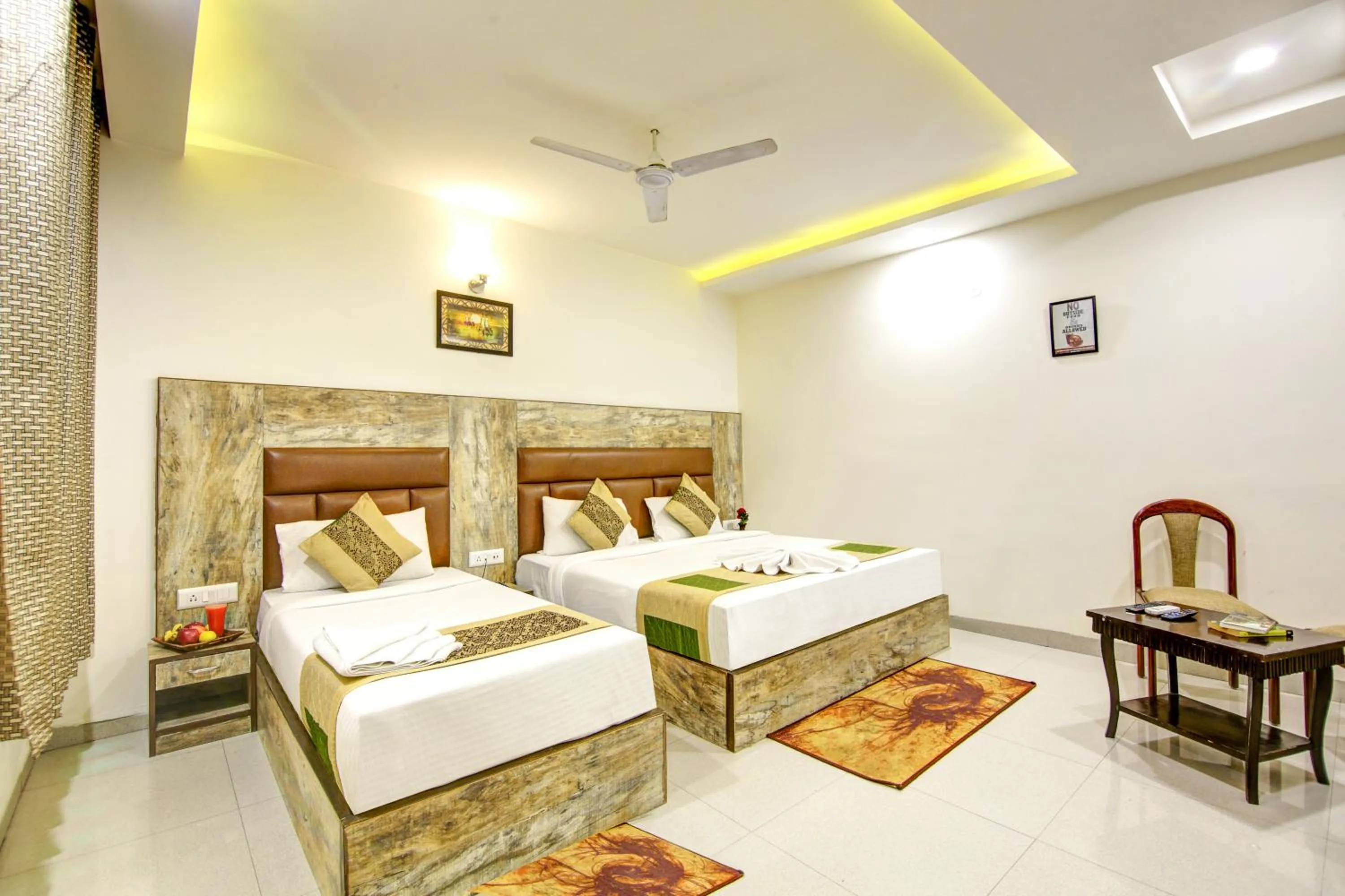 Bed in Gracious by Vishesh Hotels & Home Stay