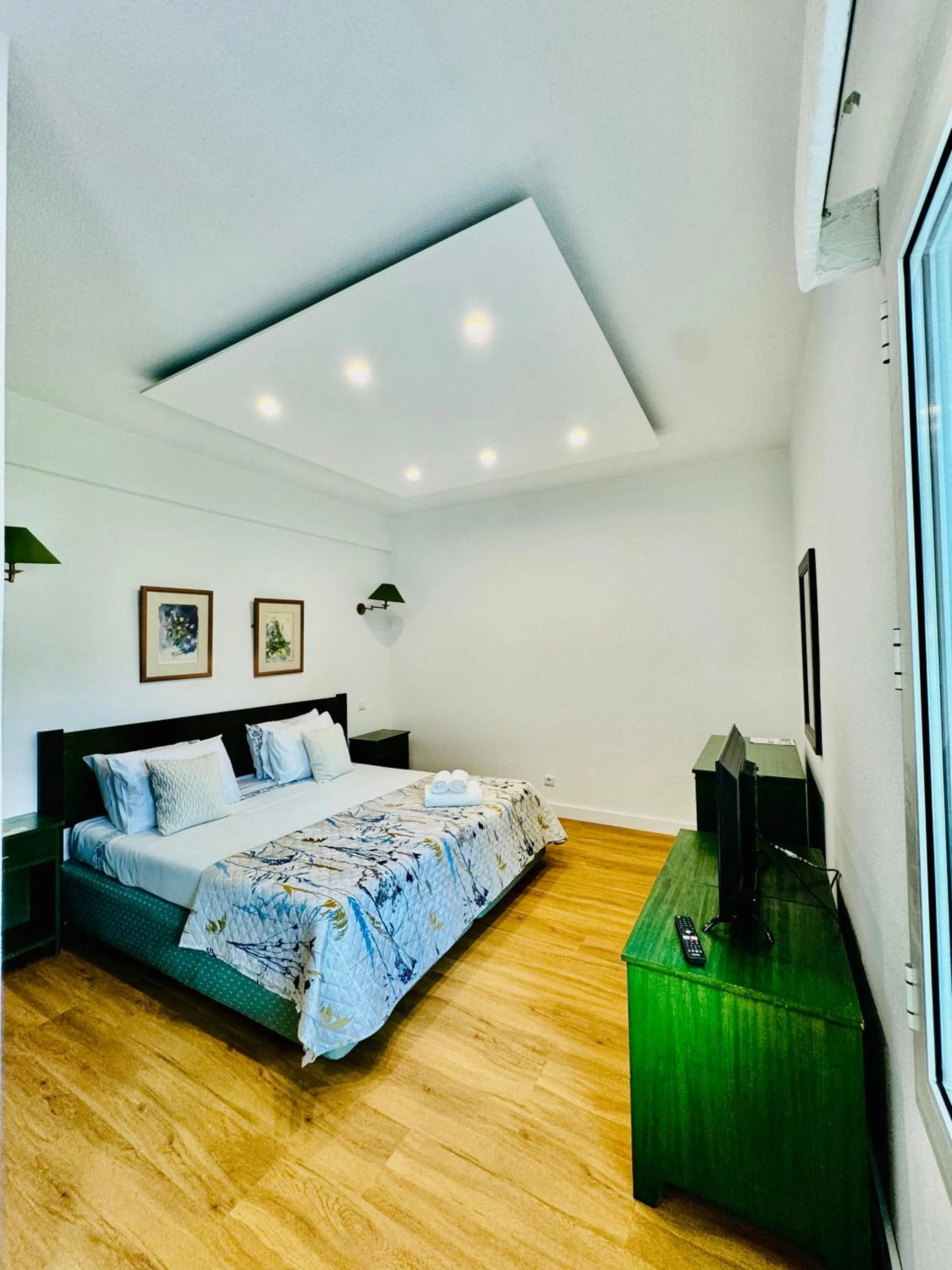 Bed in VALE MAR Guest