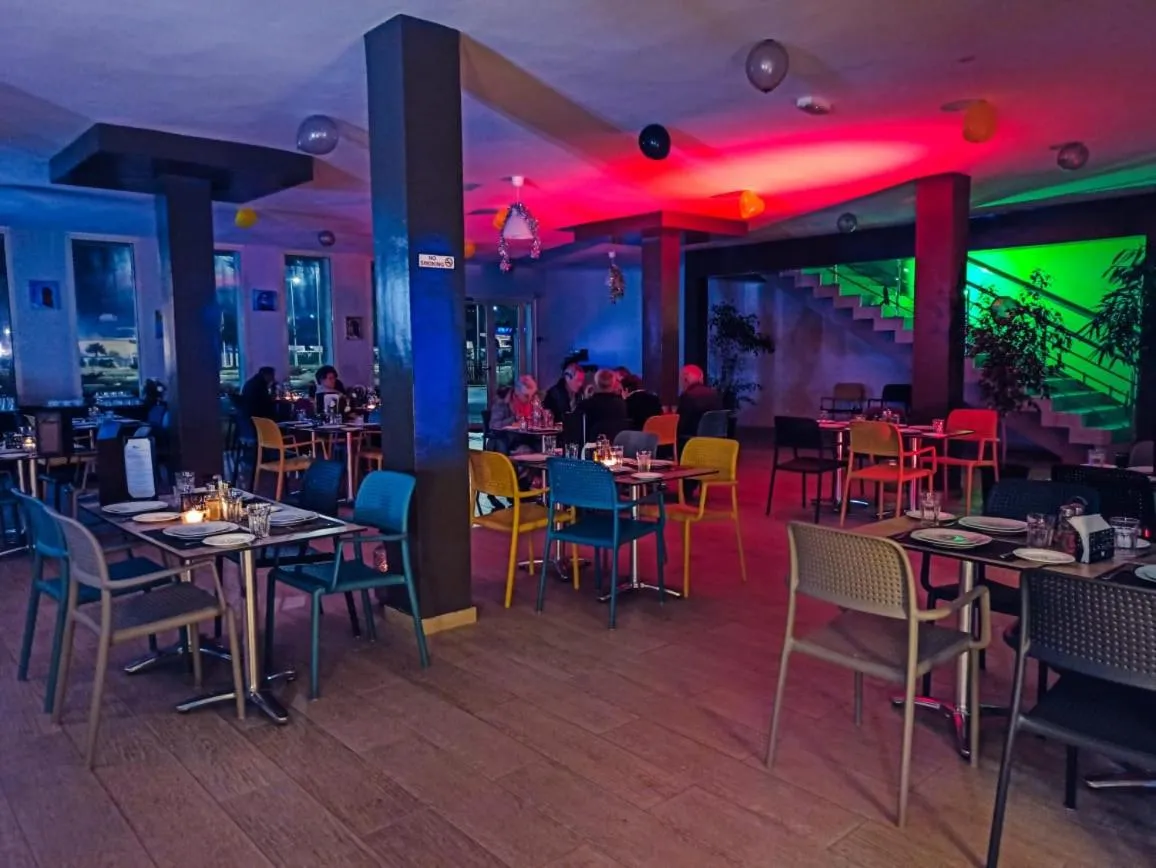 Restaurant/Places to Eat in KENZ MEHDIA Hôtel Ressort