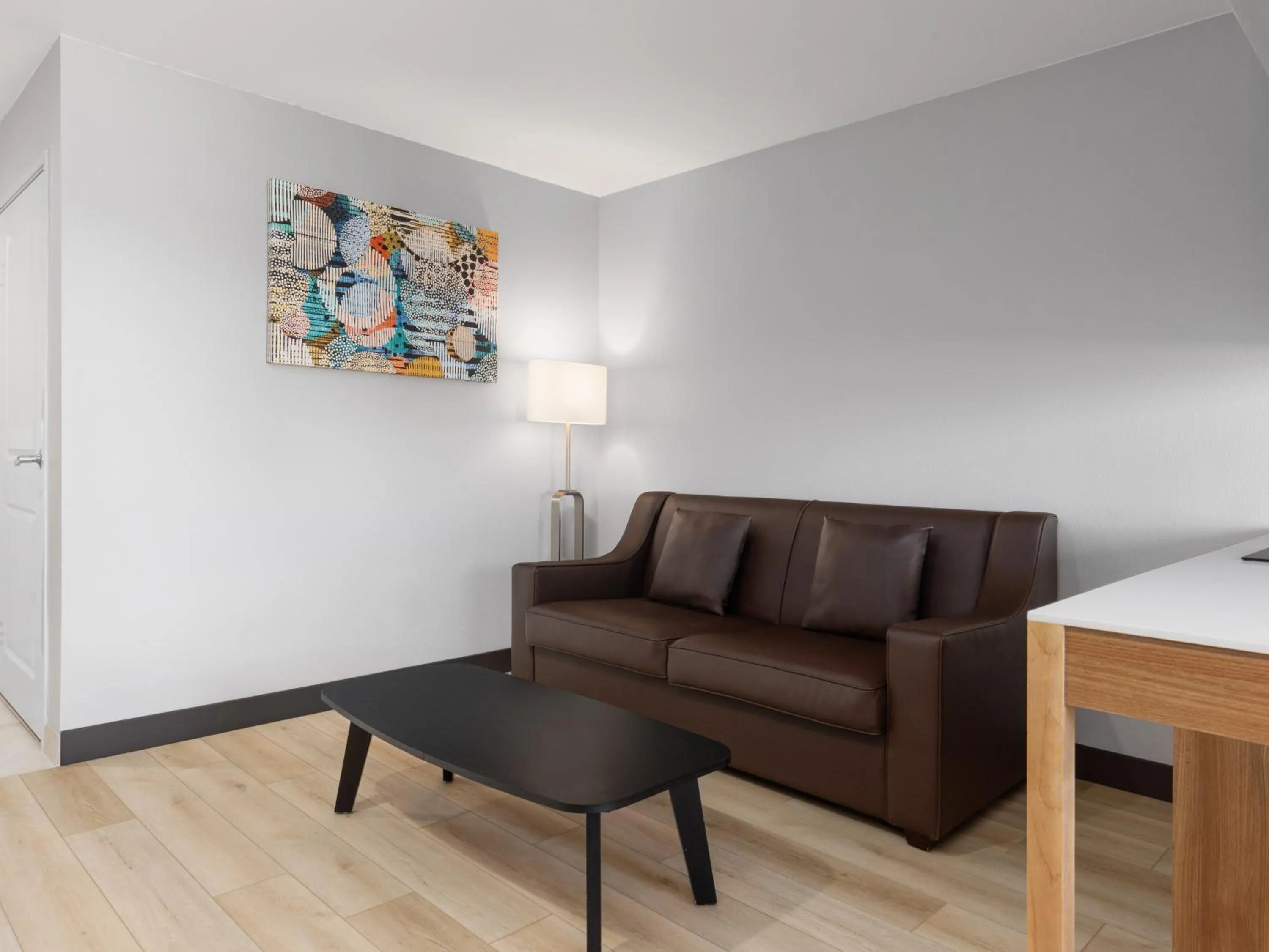 Seating area in Microtel Inn & Suites by Wyndham Tracy