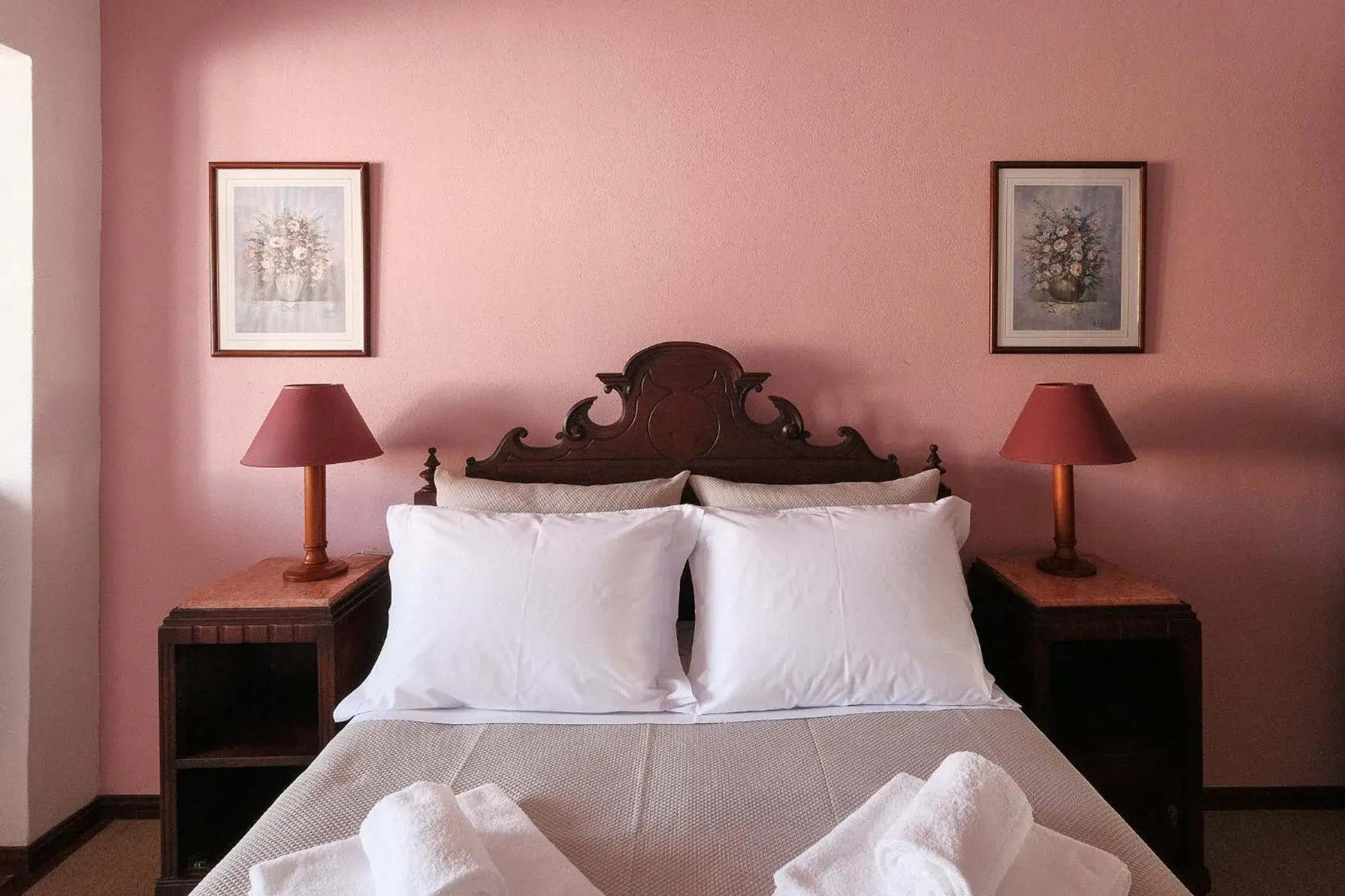 Double Room with Private Bathroom in Home of pilgrims d`Apúlia Double Room with Private Bathroom in Home of pilgrims d`Apúlia