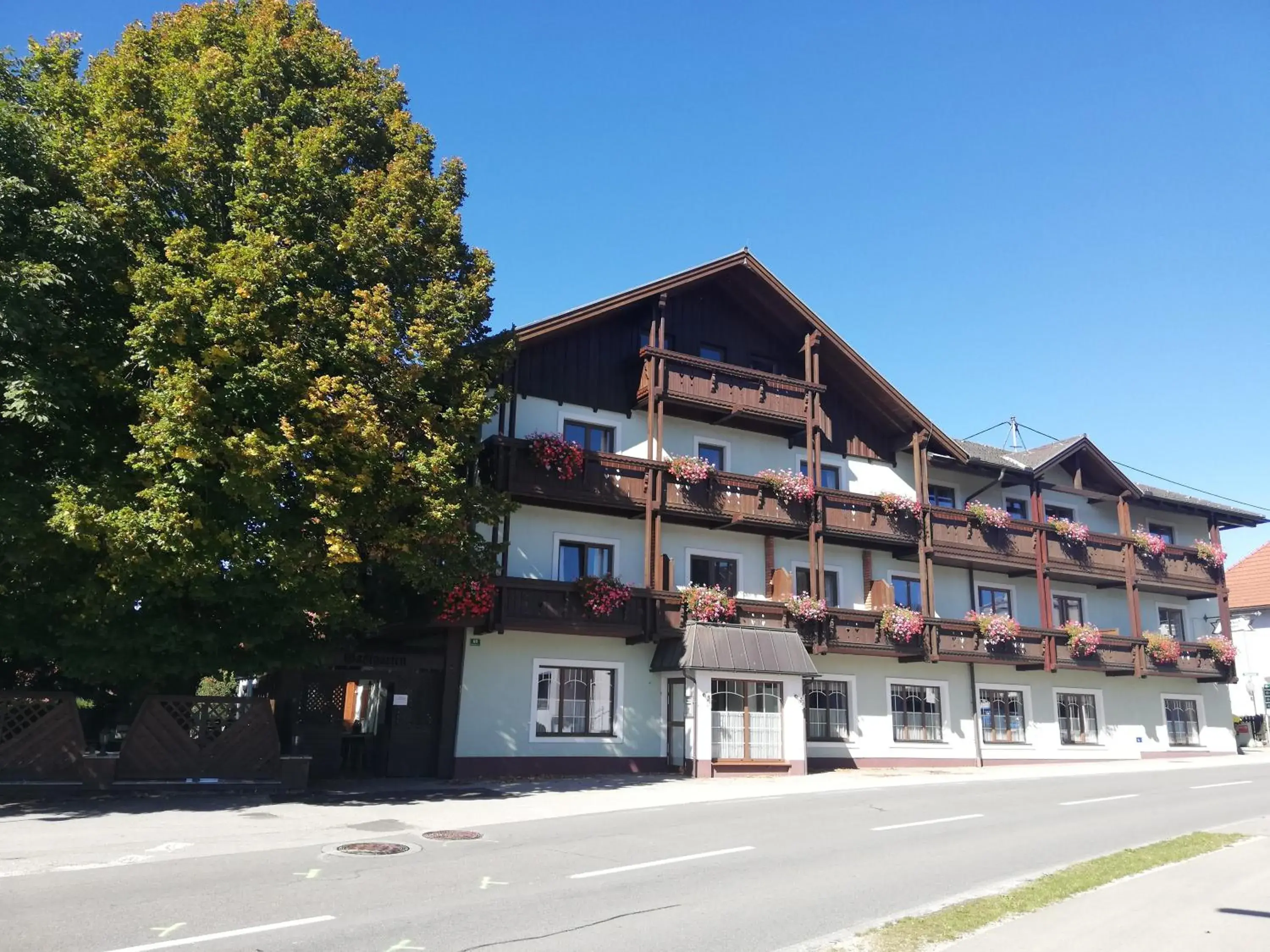 Hotel&Wirtshaus Sonne Hotel&Wirtshaus Sonne