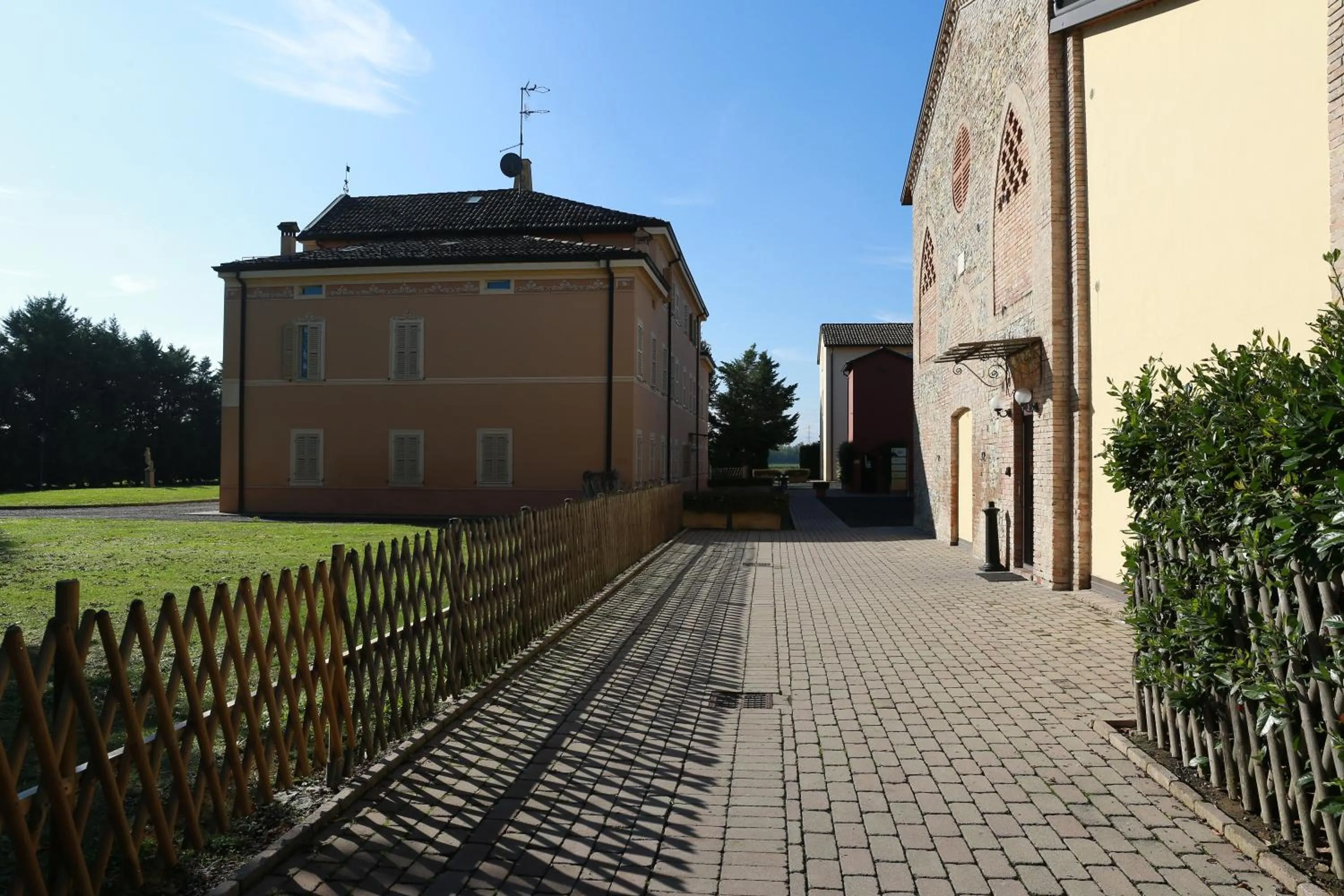 Villa Meli Lupi - Residenze Temporanee