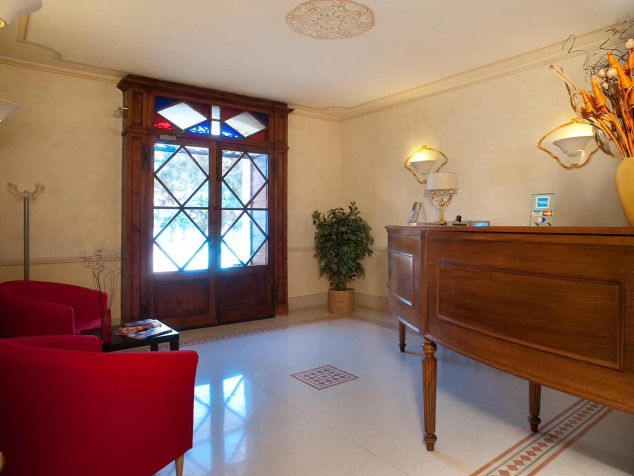 Lobby or reception in Villa Meli Lupi - Residenze Temporanee