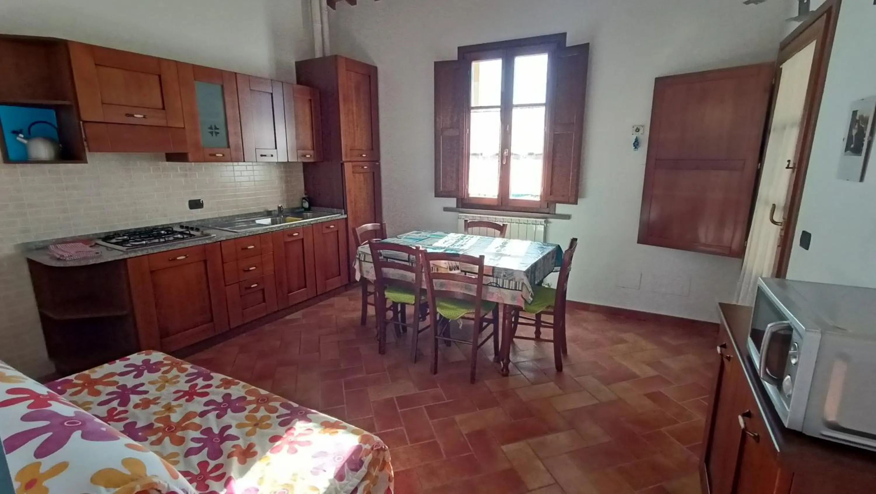 Kitchen or kitchenette in il Chiassetto Agriturismo No Kids