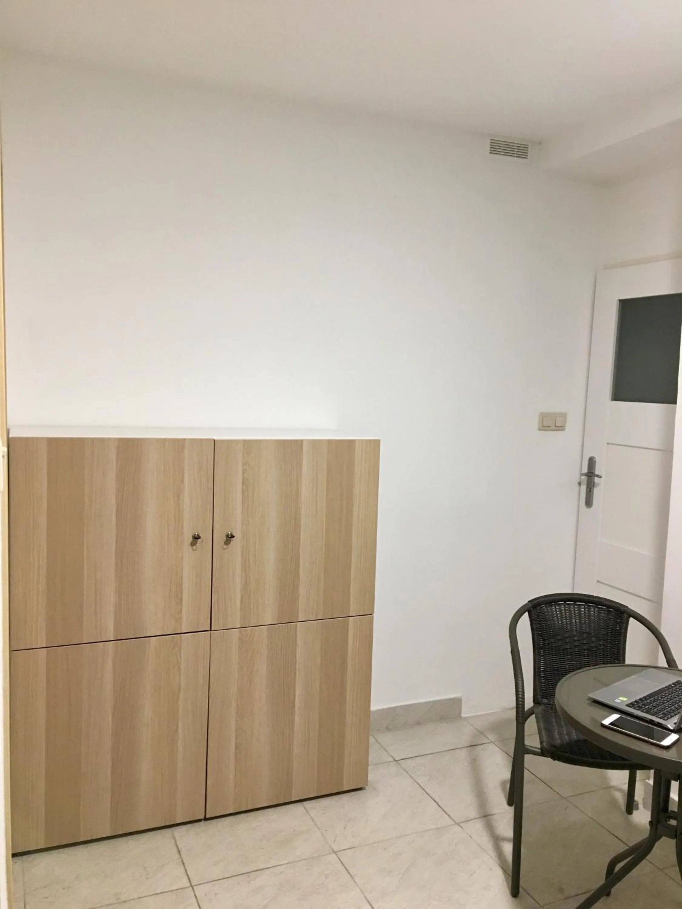 Seating Area in Orion