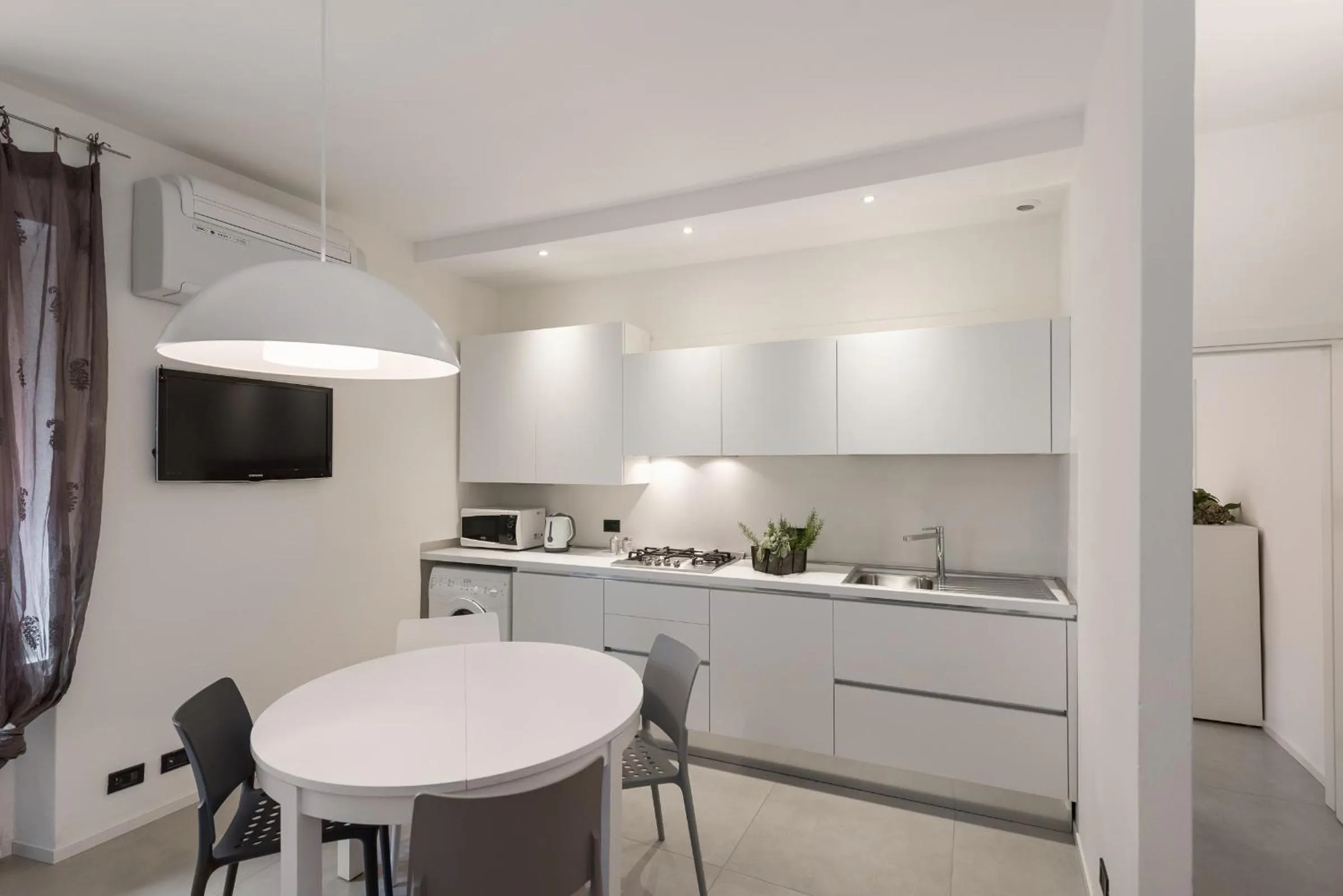 Kitchen or kitchenette in Il Vicolo Aparthotel Verona