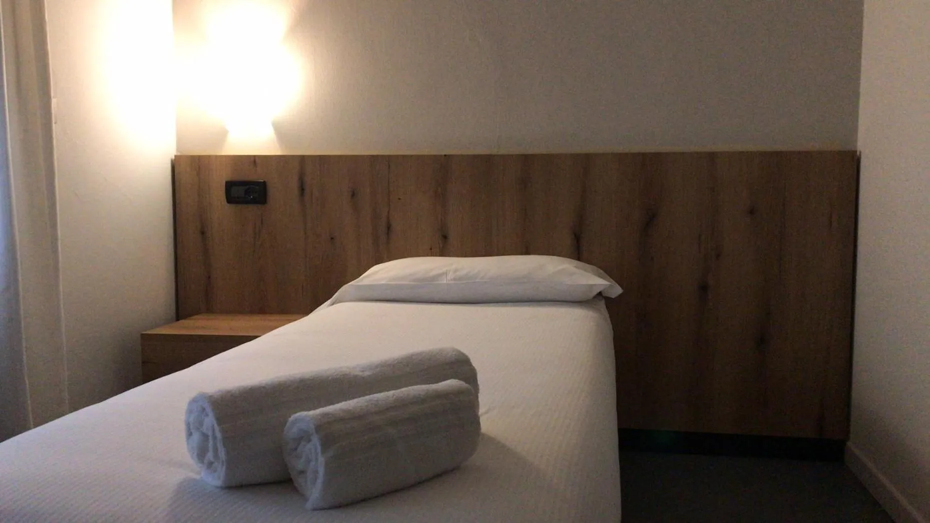 Bedroom, Bed in Hotel Doria - Business & Bike
