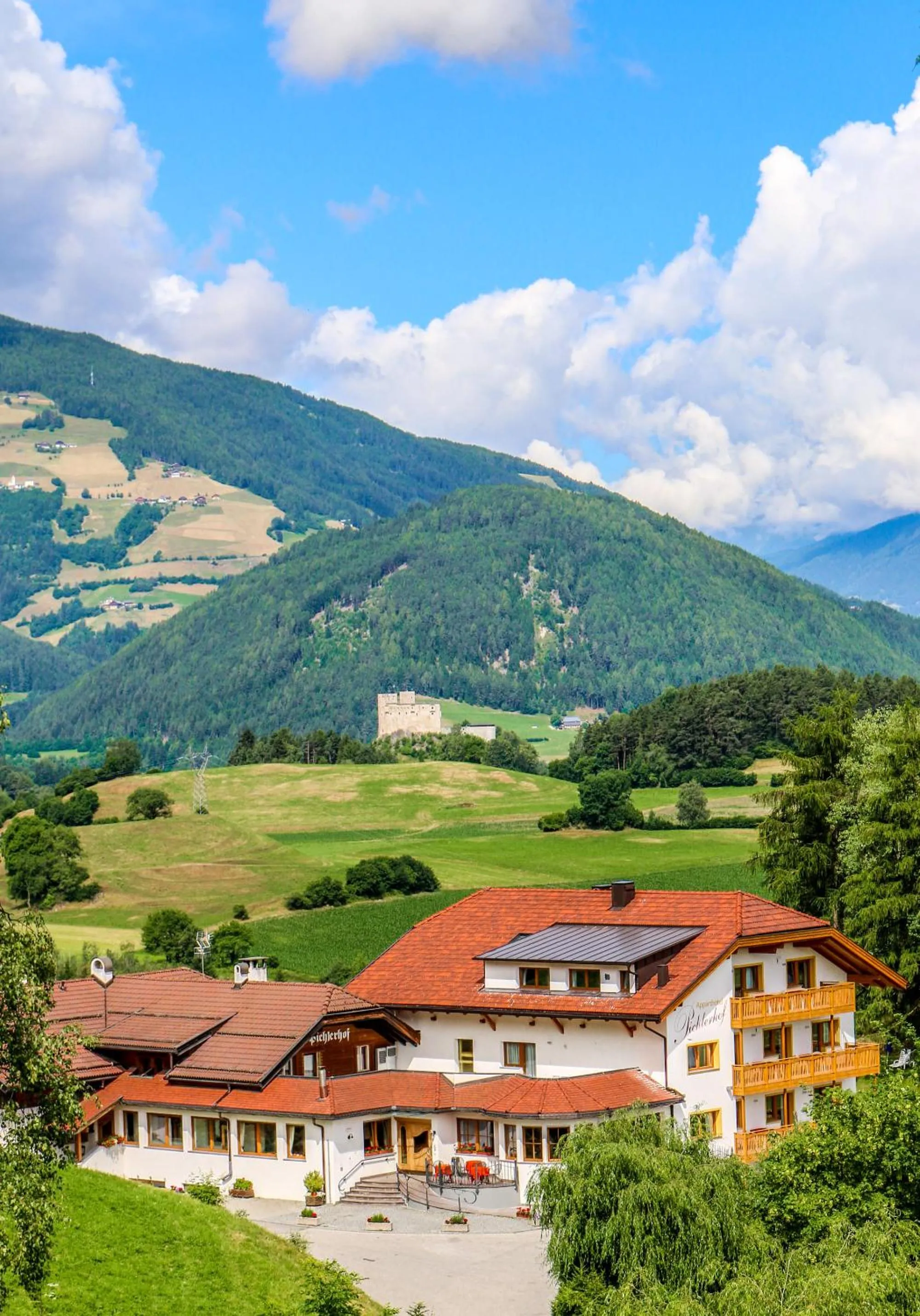 Facade/entrance in Hotel Pichlerhof
