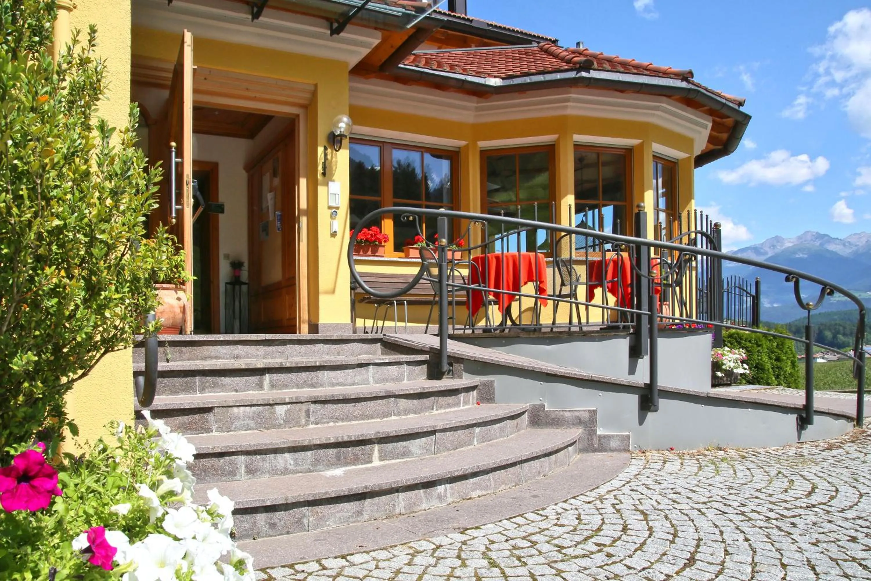 Facade/entrance in Hotel Pichlerhof
