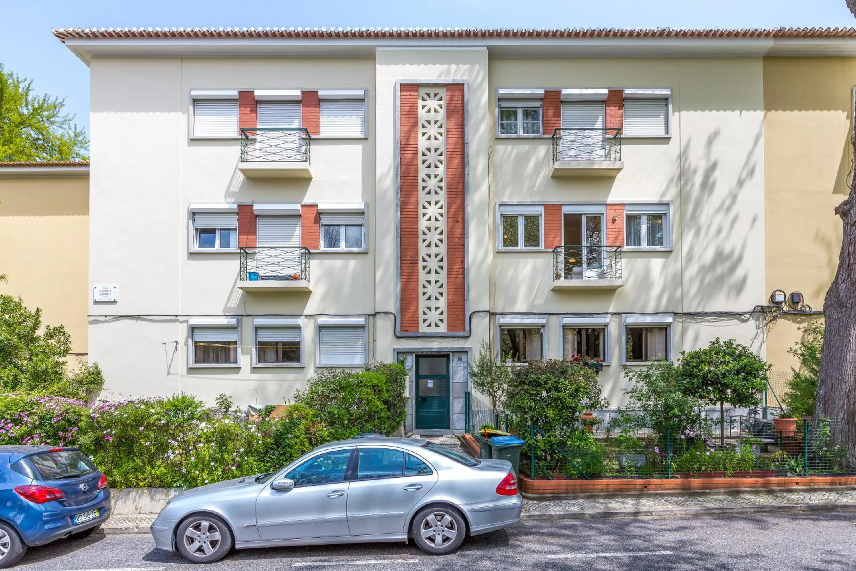 Property building in Sunny, Bright and Quiet Apartment, By TimeCooler