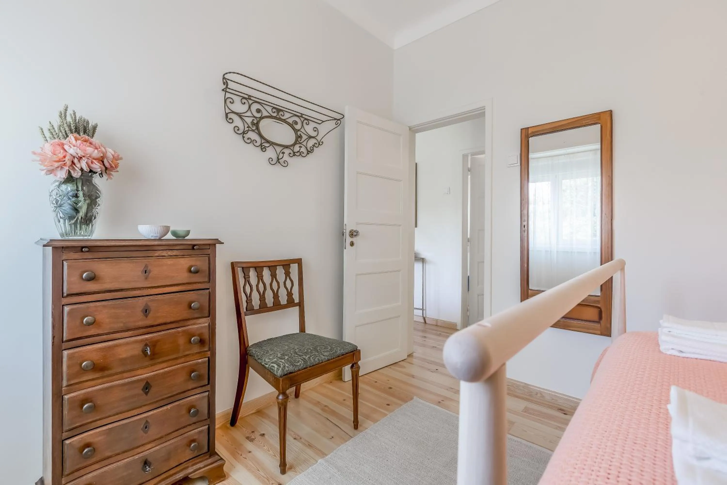 Bedroom, Bed in Sunny, Bright and Quiet Apartment, By TimeCooler