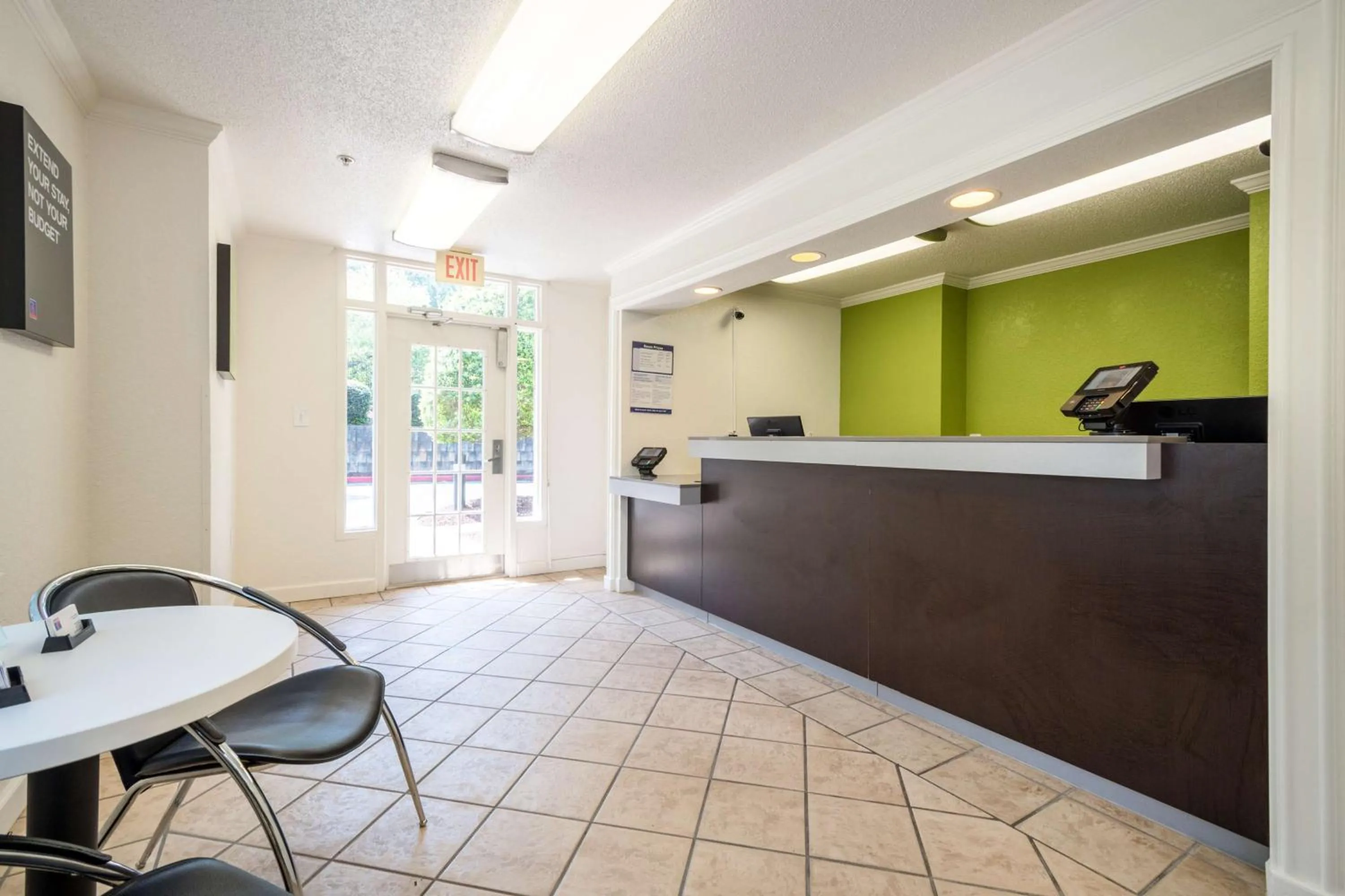 Lobby or reception in Studio 6-Duluth, GA - Atlanta - Gwinnett Place