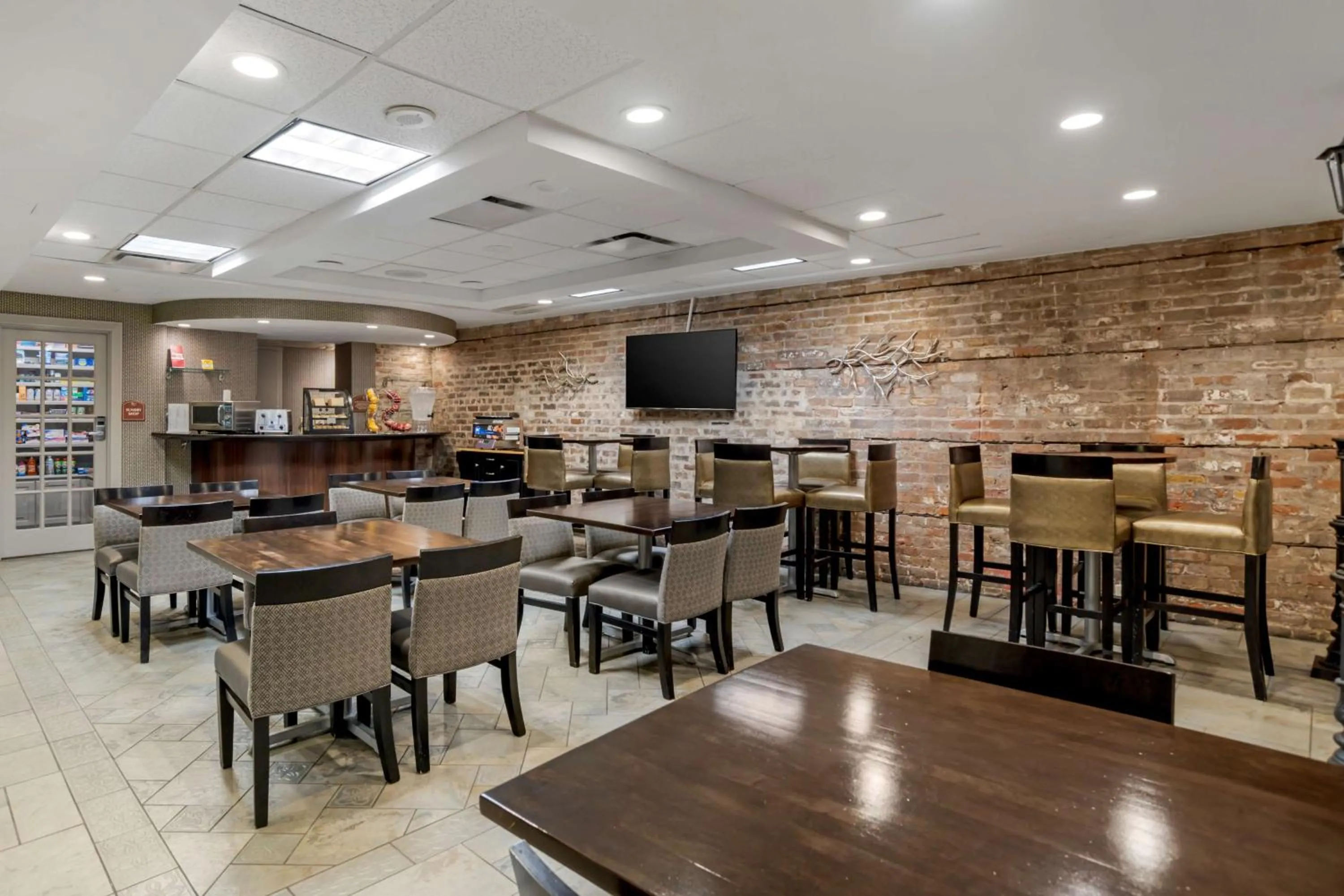 Breakfast in Best Western Plus St. Christopher Hotel