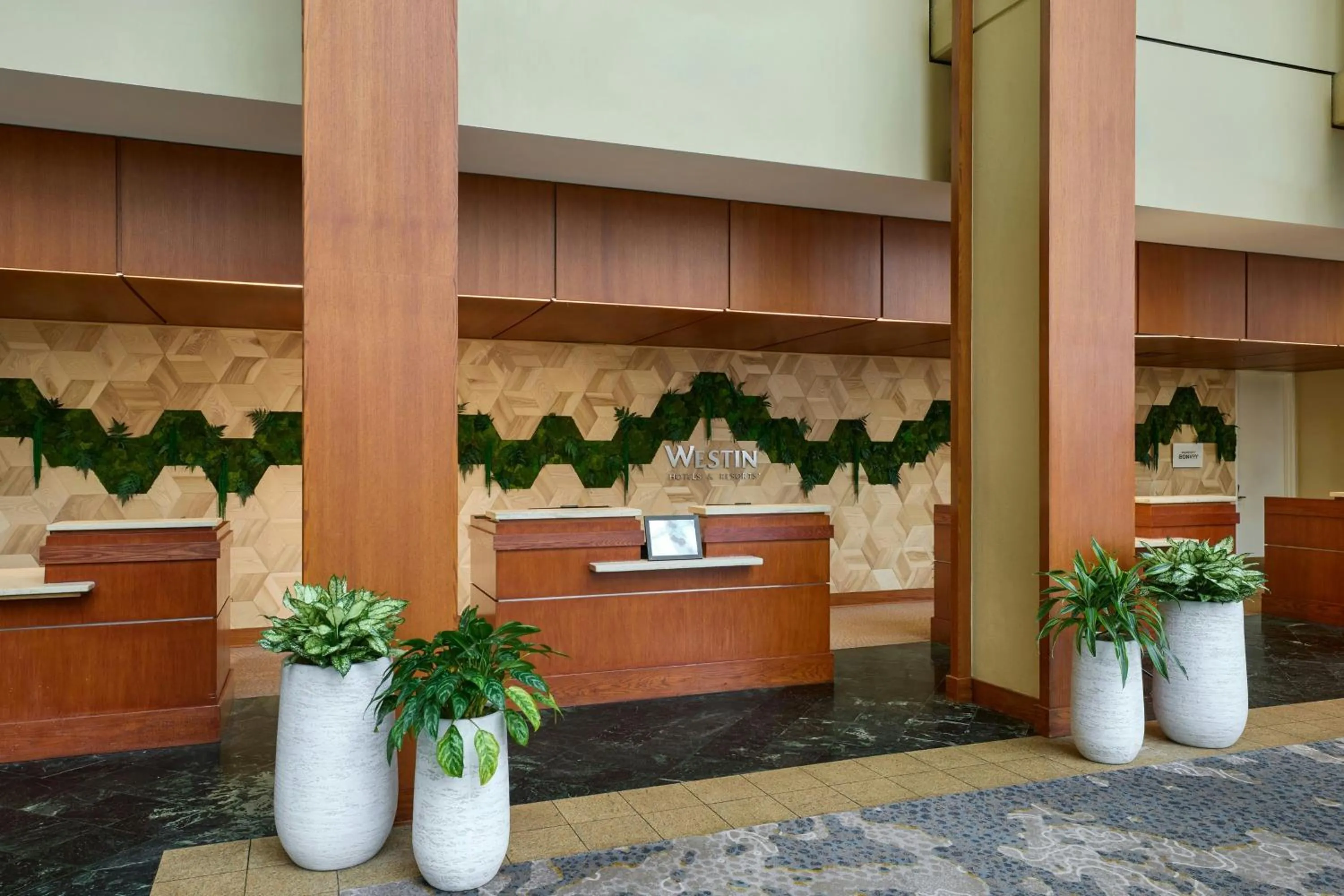 Lobby or reception in The Westin Atlanta Airport