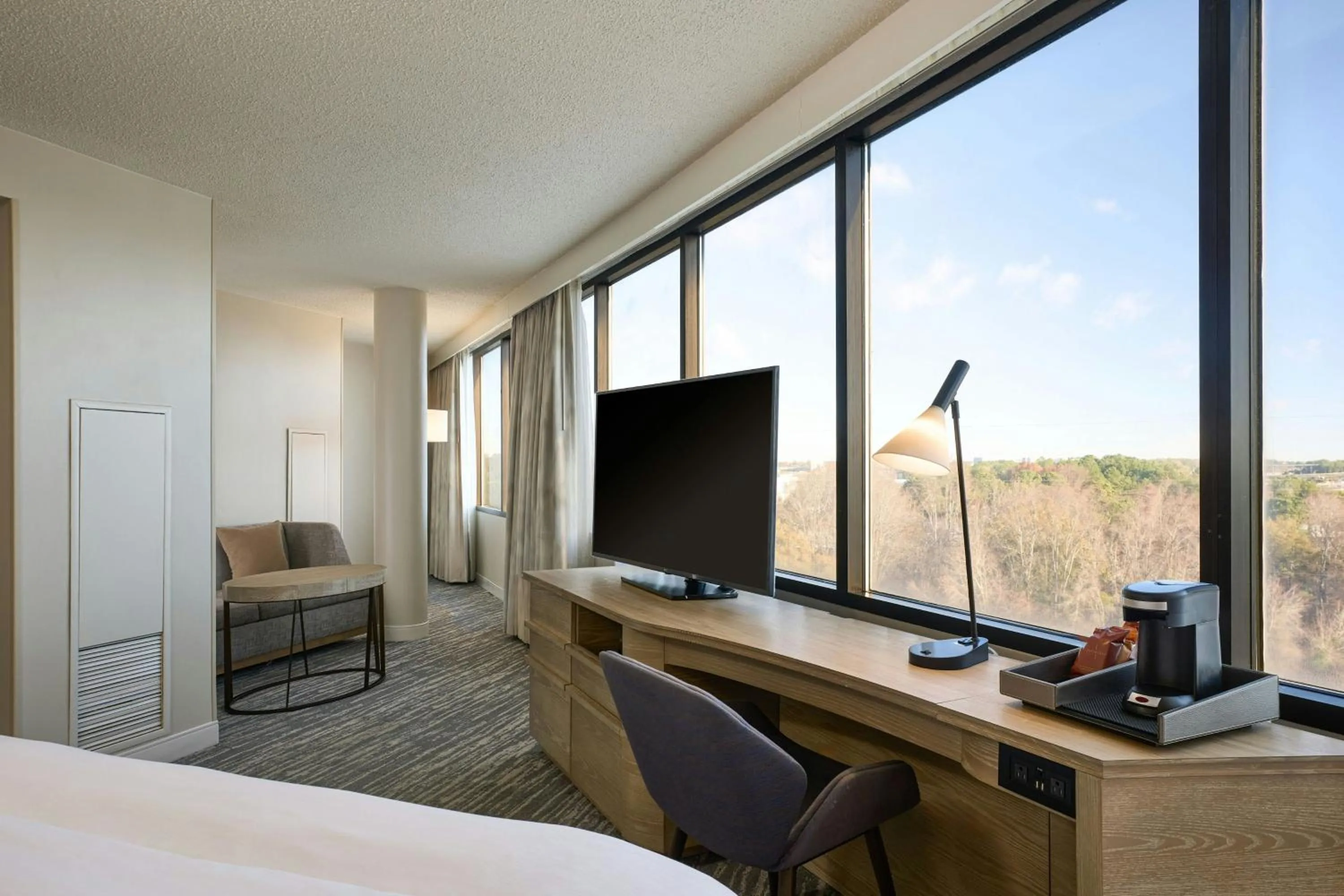 Photo of the whole room in The Westin Atlanta Airport