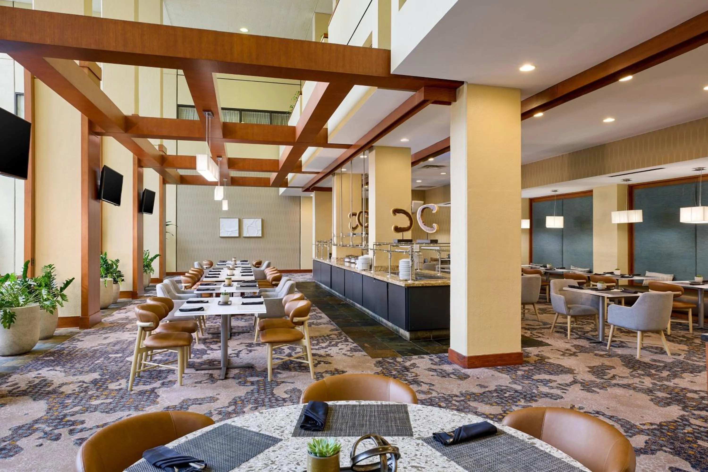 Restaurant/places to eat in The Westin Atlanta Airport
