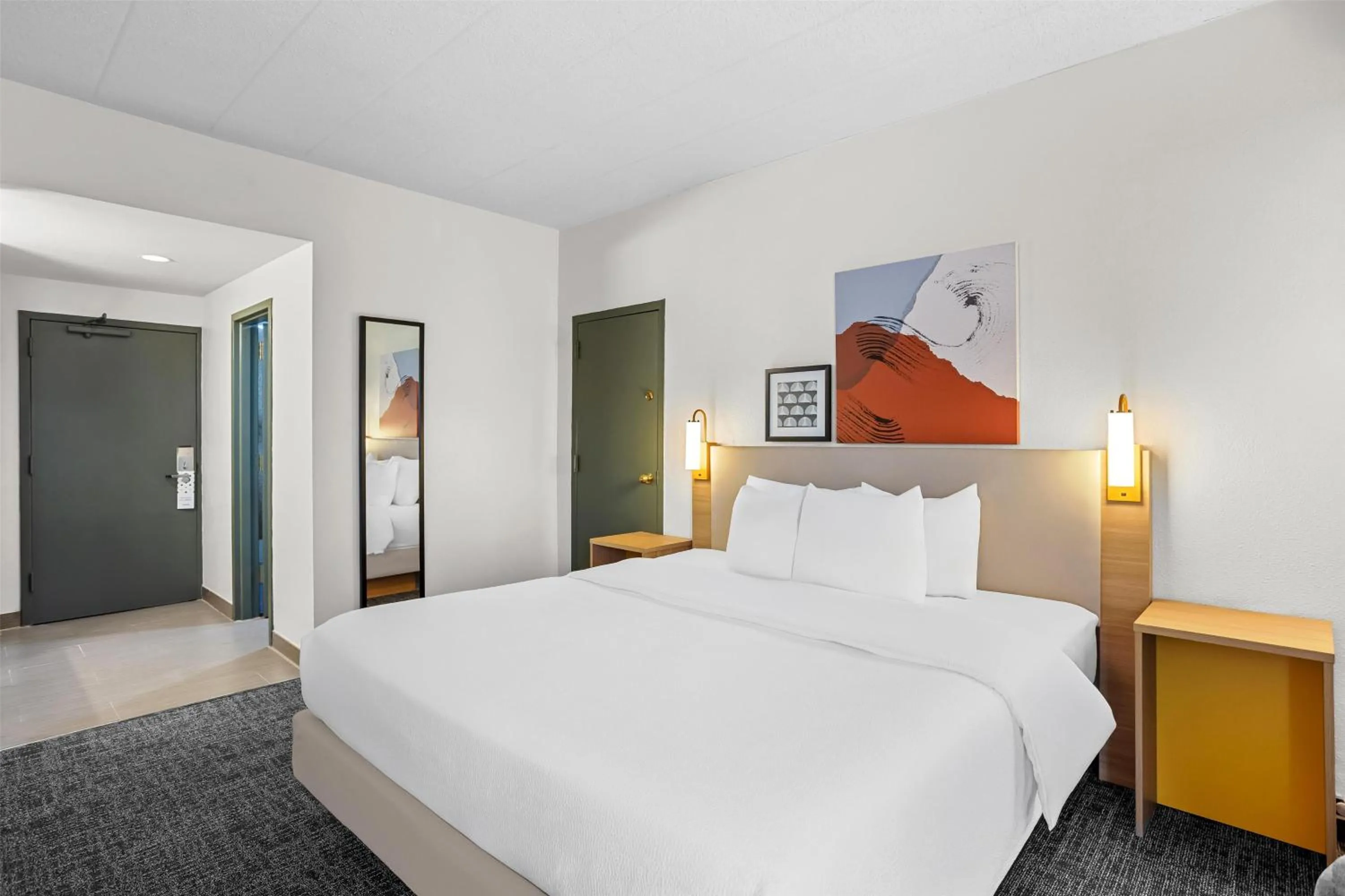 Bed in Spark by Hilton Des Plaines Chicago O'Hare