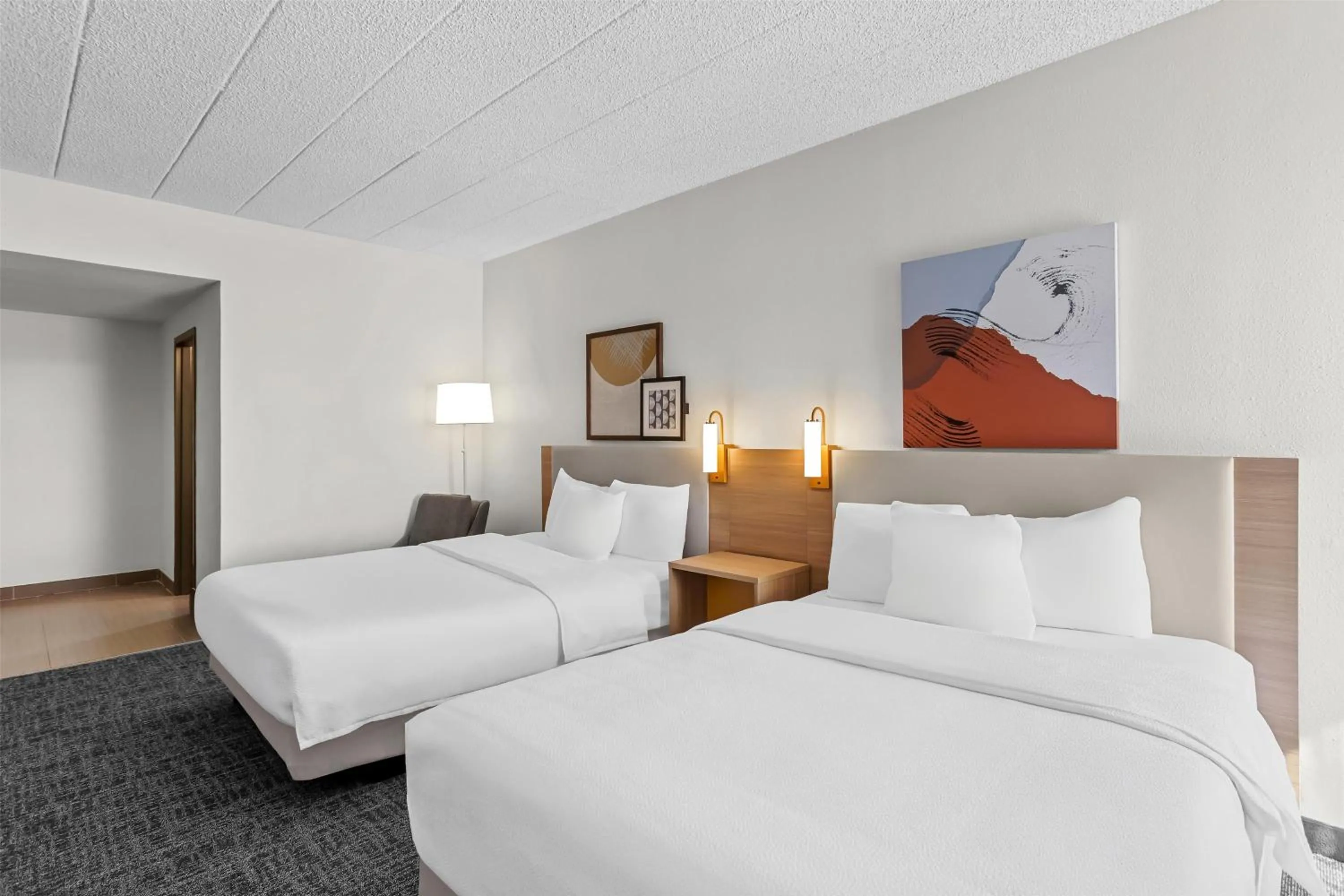 Bed in Spark by Hilton Des Plaines Chicago O'Hare
