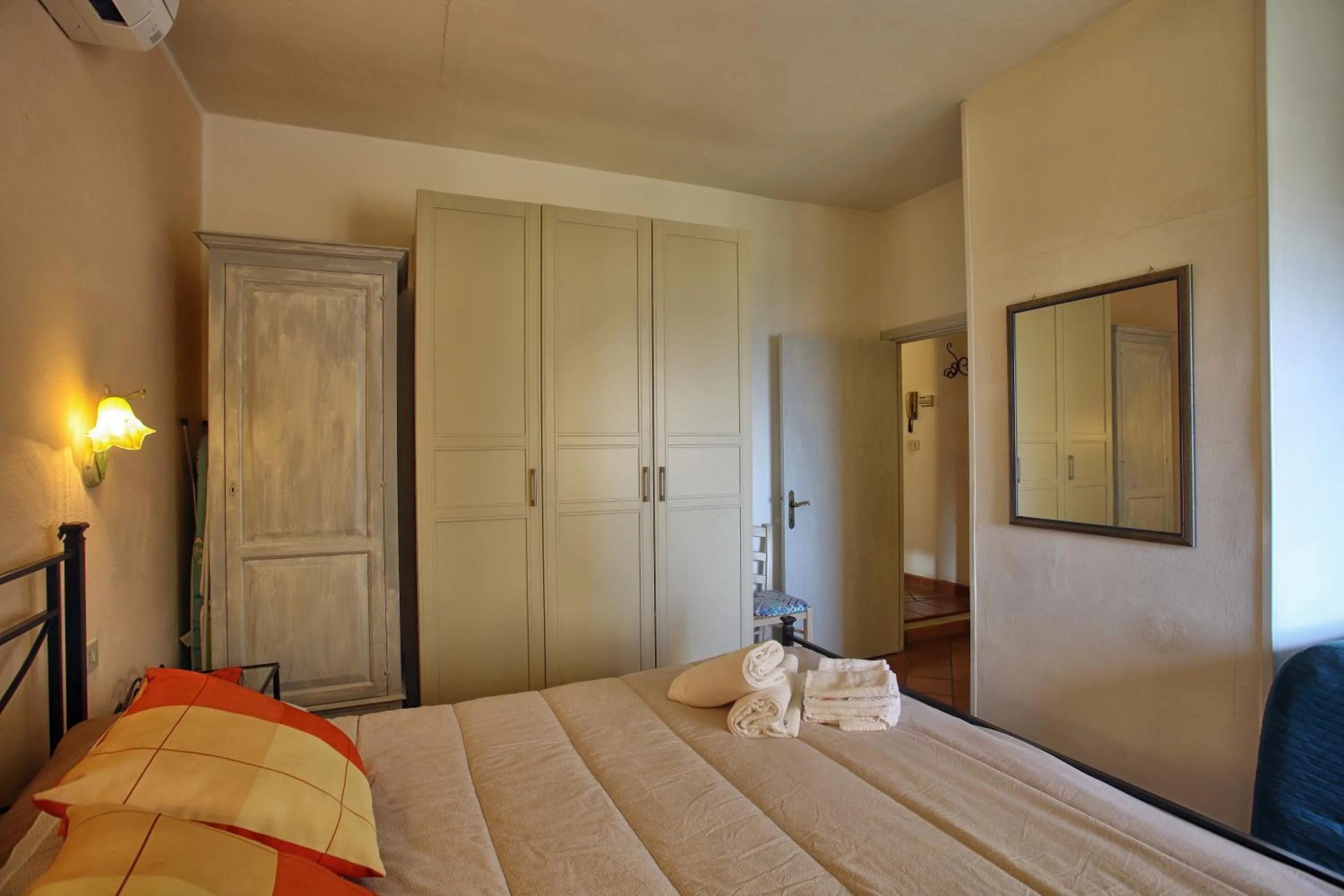 Bed in La Torre Nomipesciolini