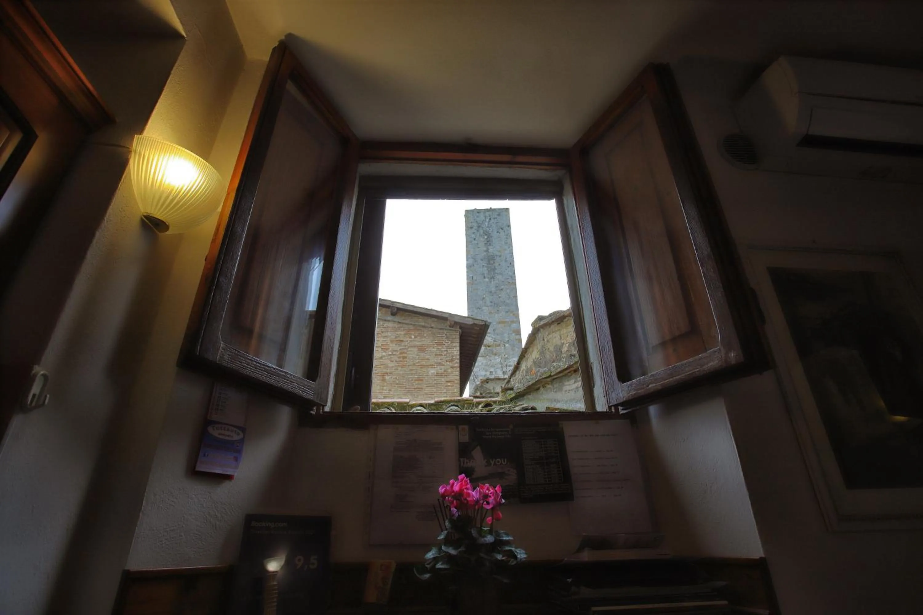 La Torre Nomipesciolini