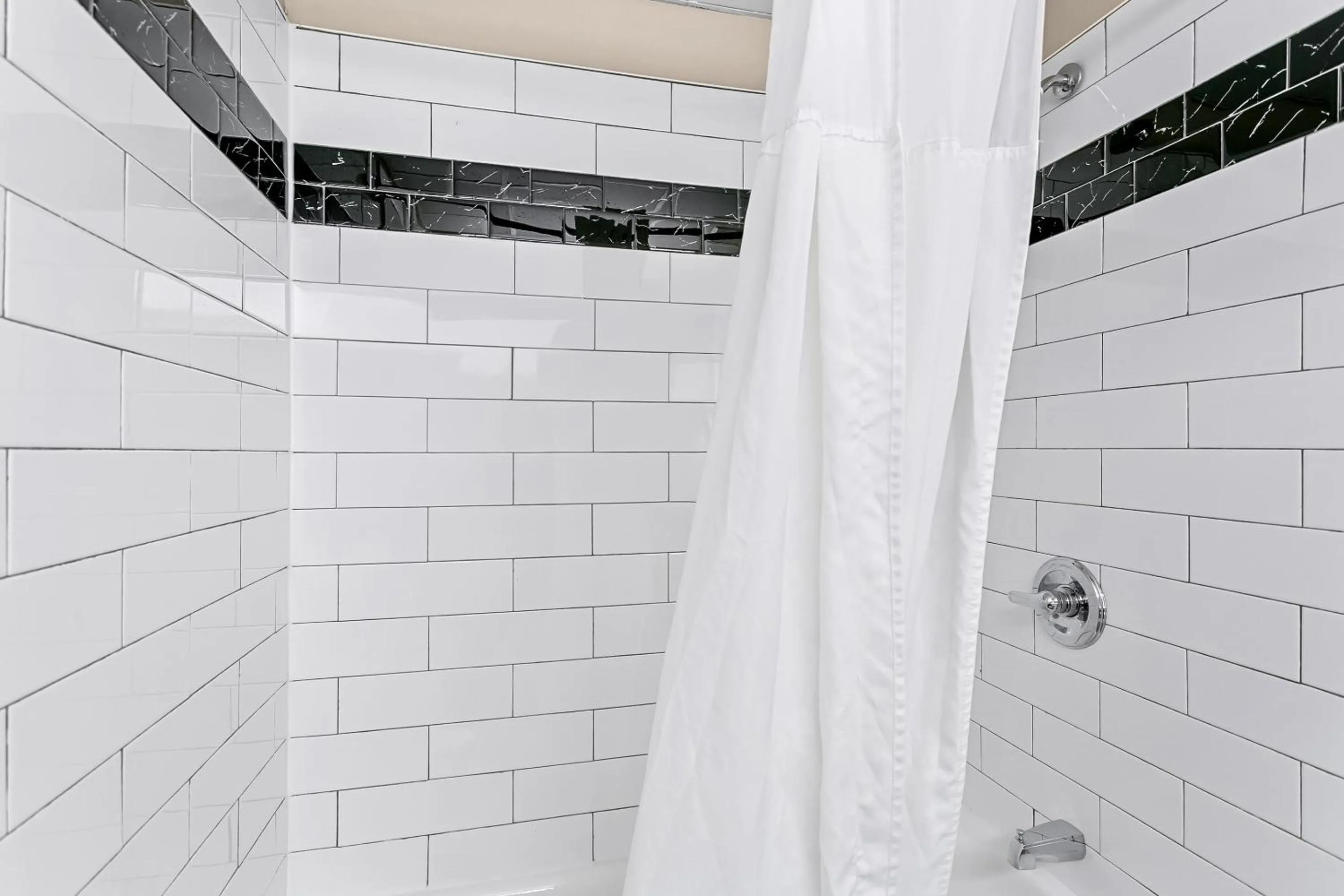 Bathroom in Quality Inn Jessup - Columbia South Near Fort Meade