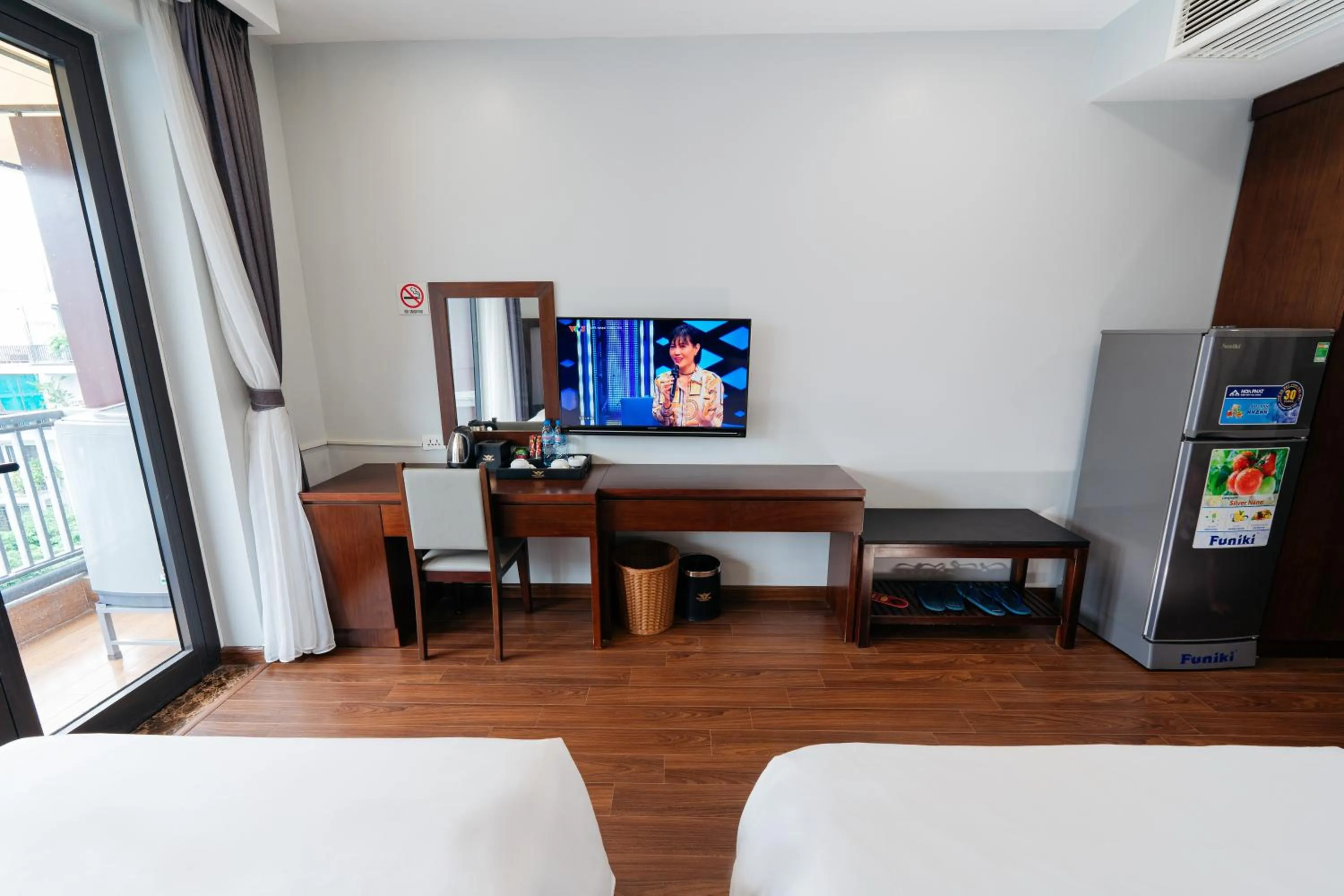 Area and facilities, Bed in Topone Halong Hotel