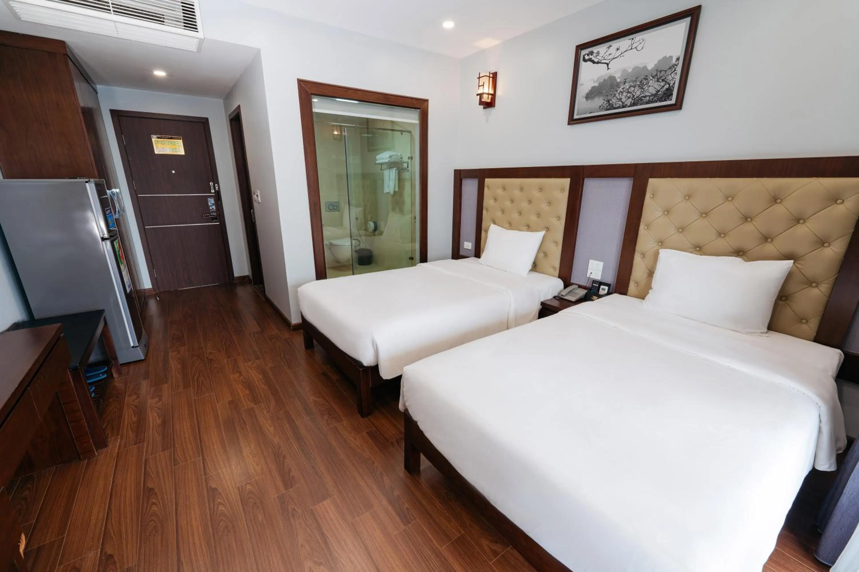 Area and facilities, Bed in Topone Halong Hotel
