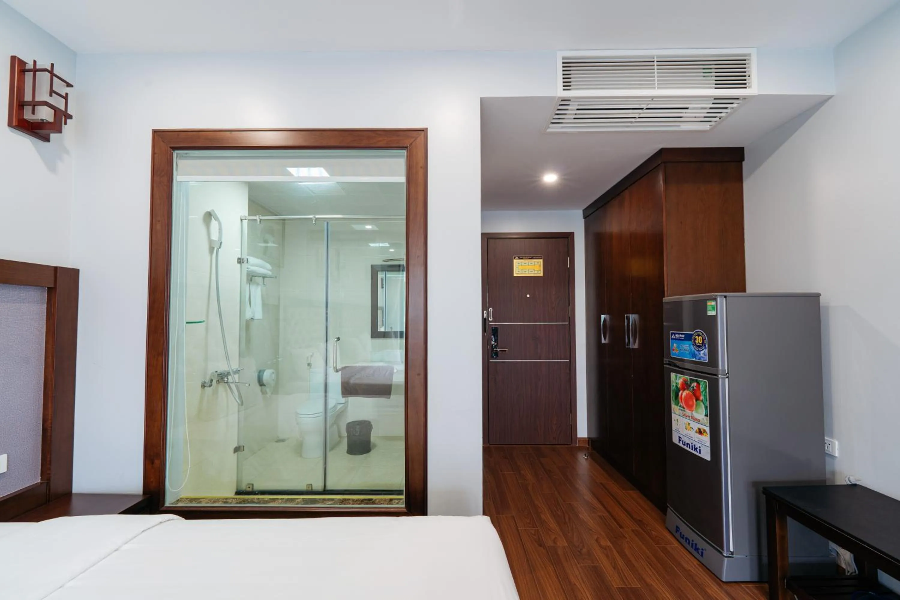 Area and facilities in Topone Halong Hotel