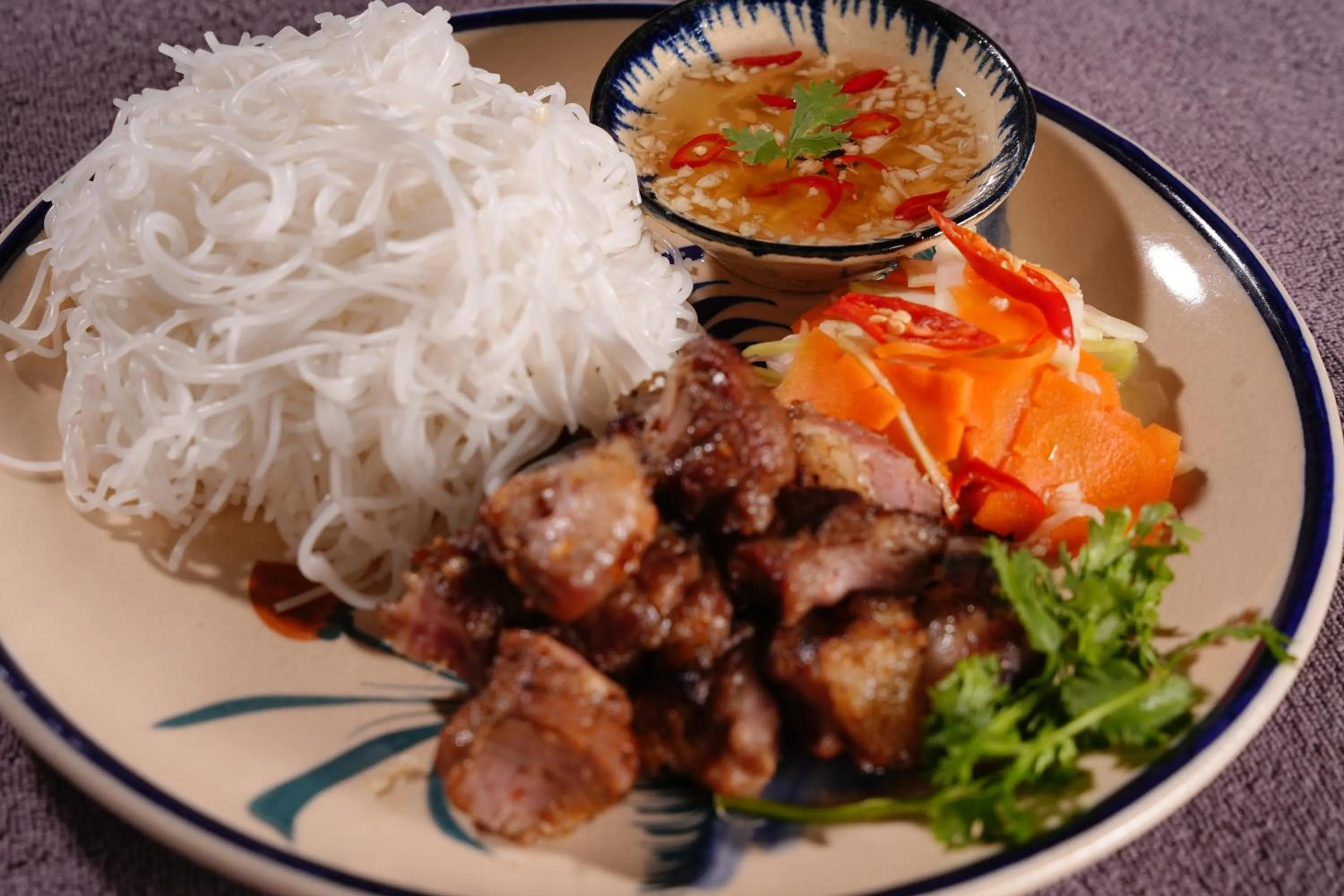 Restaurant/places to eat in Topone Halong Hotel