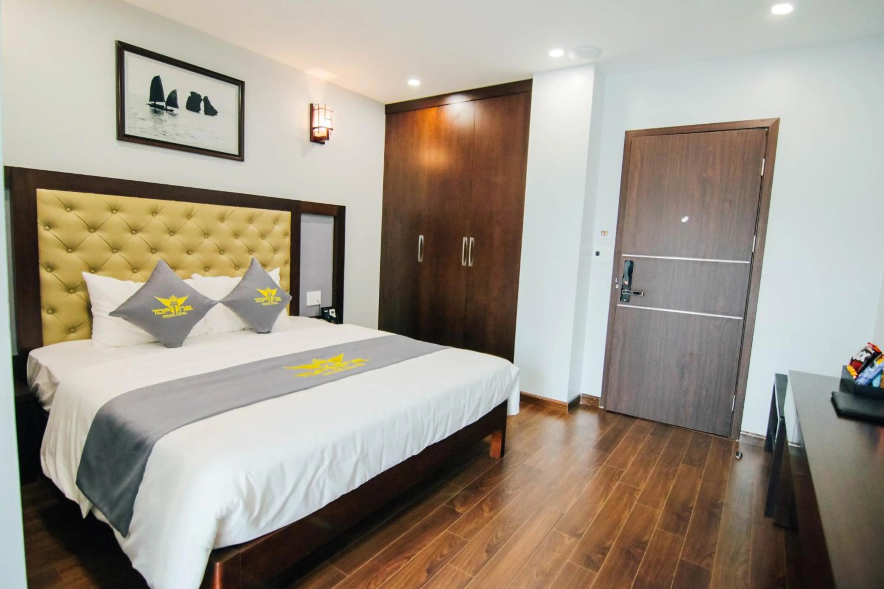 Photo of the whole room, Bed in Topone Halong Hotel