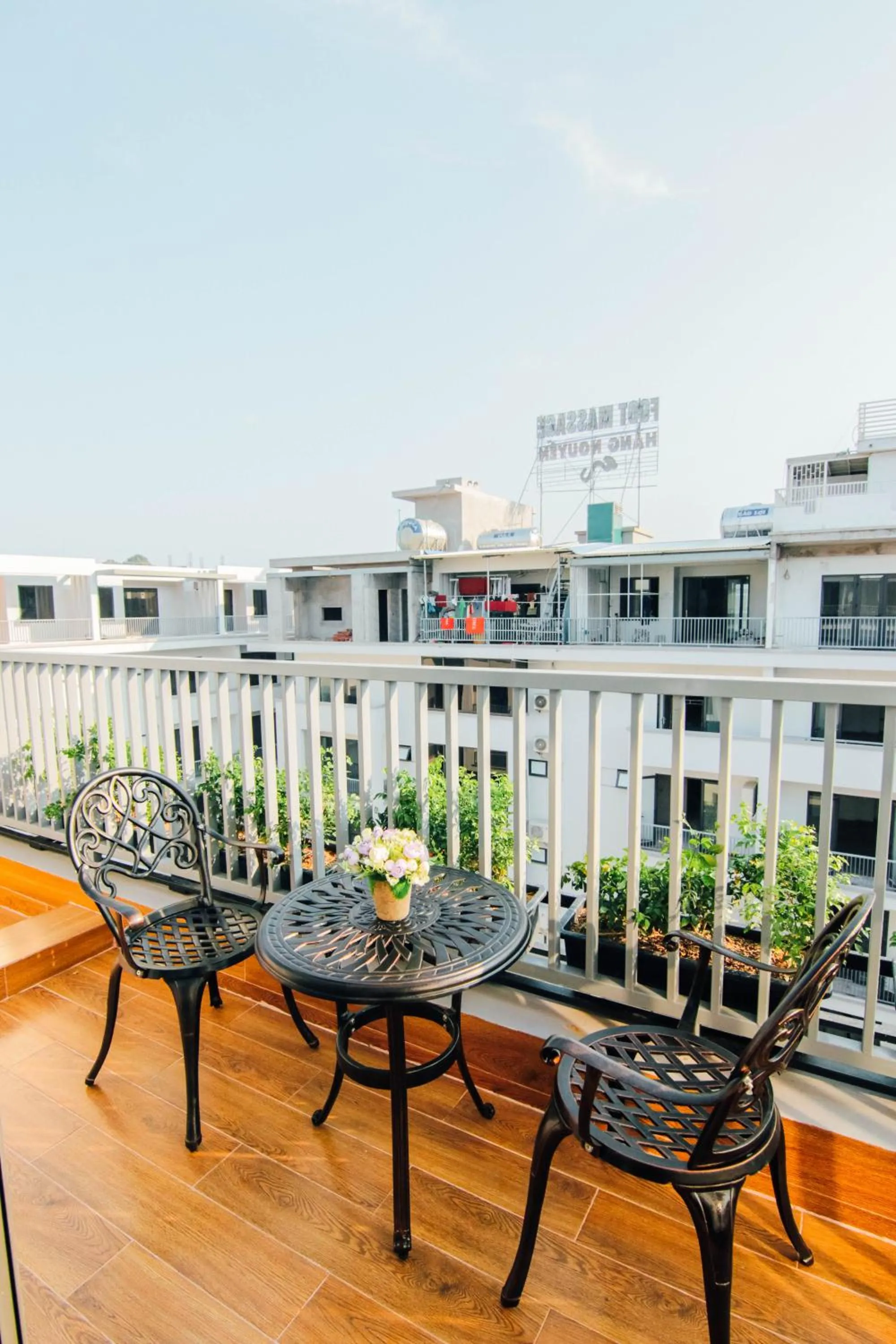 Balcony/Terrace in Topone Halong Hotel