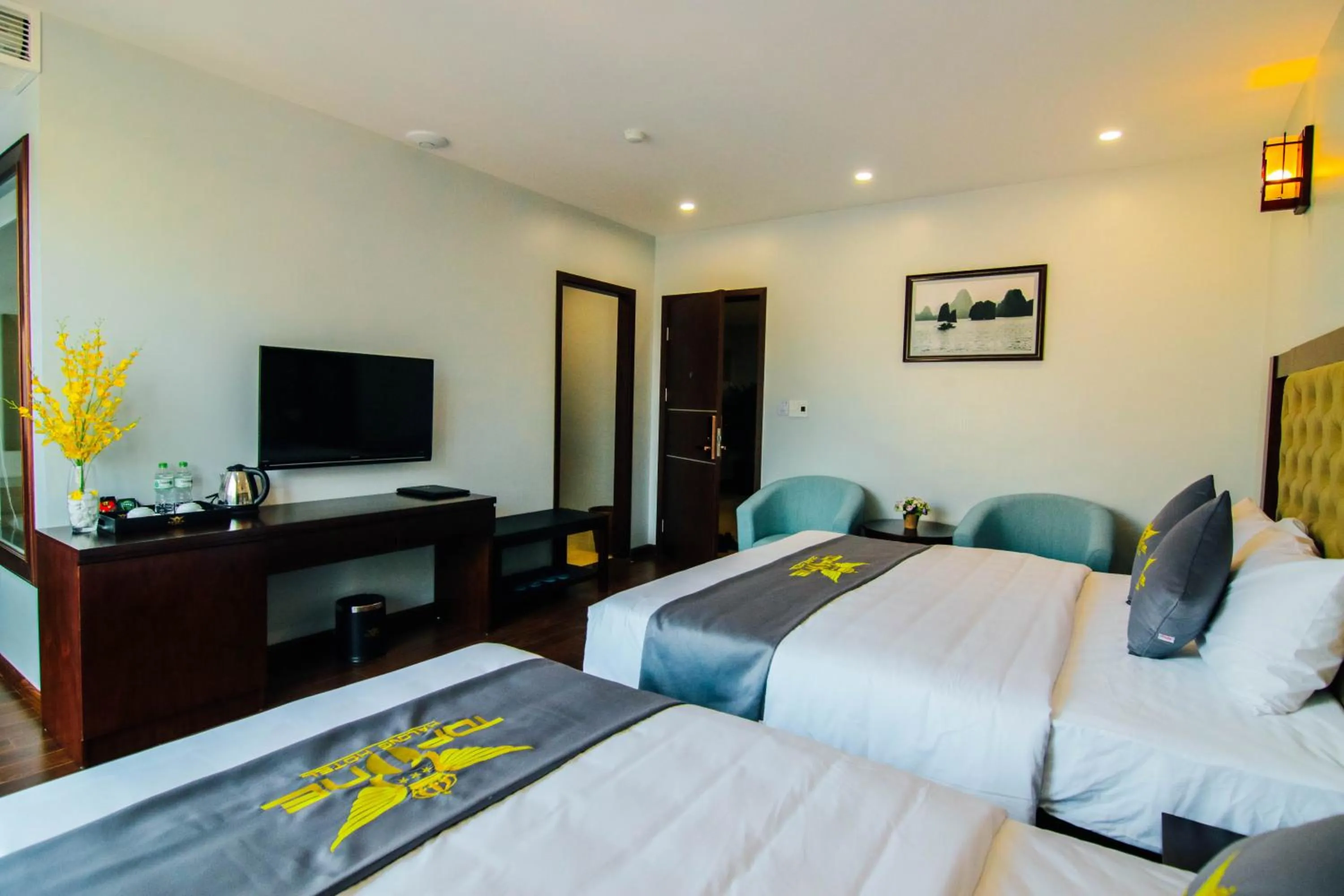 Photo of the whole room, Bed in Topone Halong Hotel