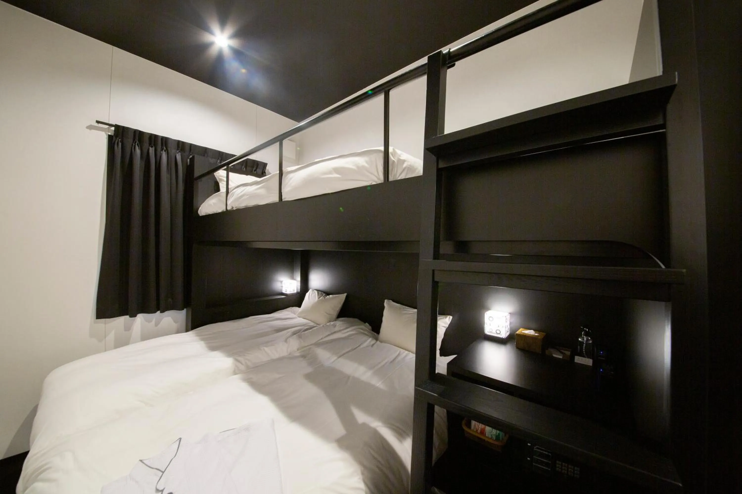 Bed in HOTEL TRAD Replay