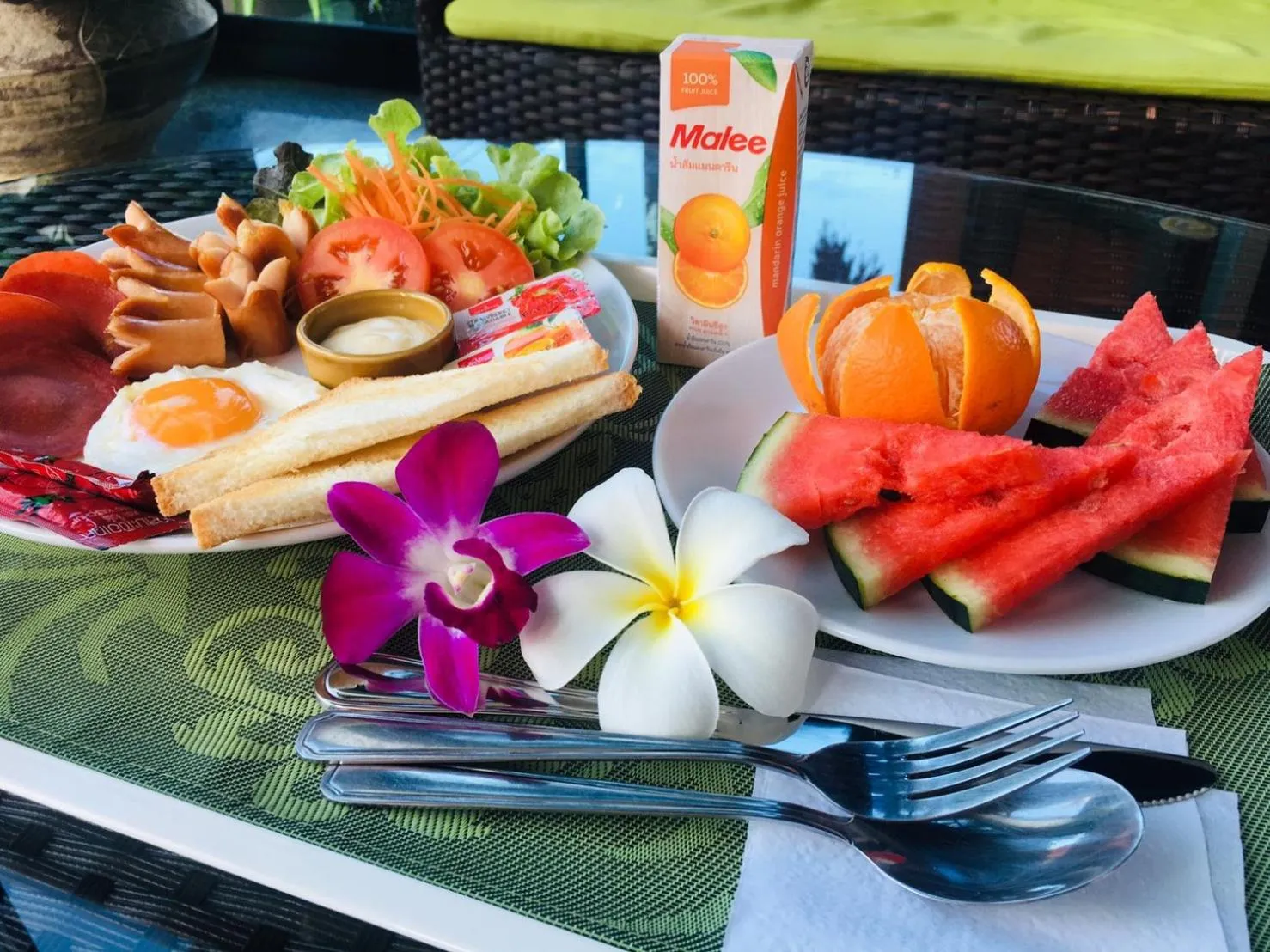 Breakfast in The Thames Pool Access Resort & Villa - SHA Extra Plus