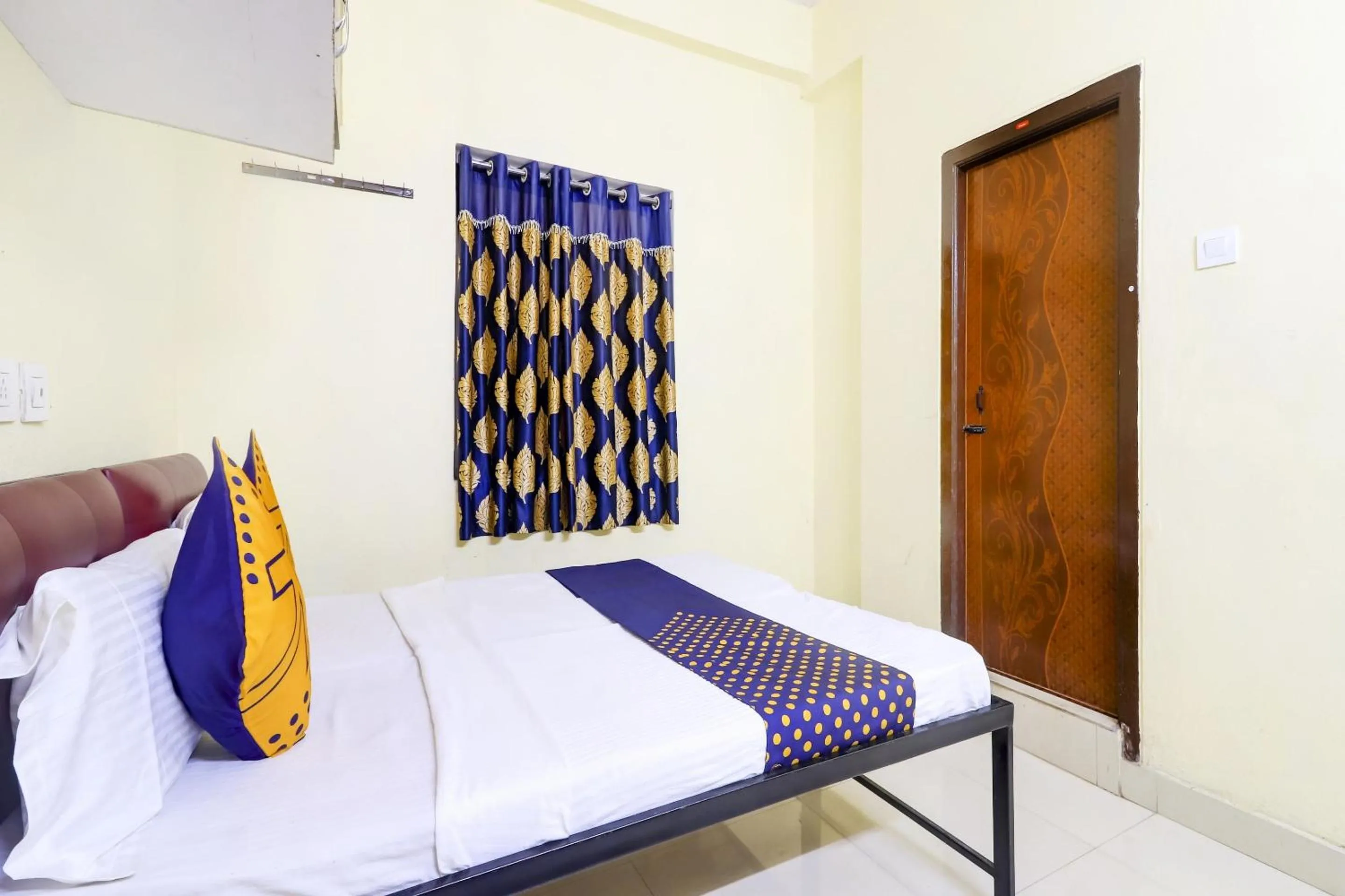 Facade/entrance in Hotel O Srinidhi Inn