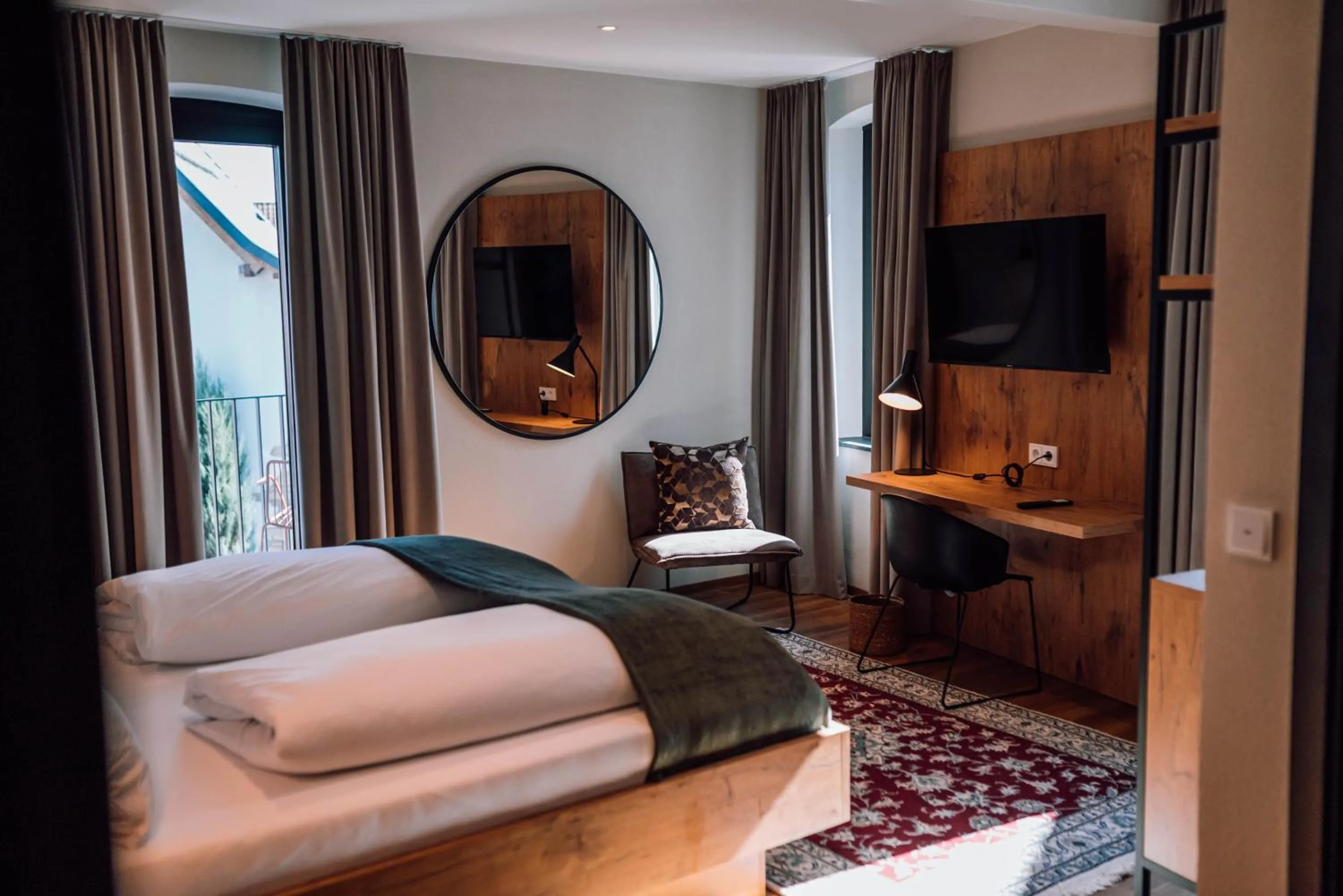 Photo of the whole room, Bed in Schmidtburger Hof