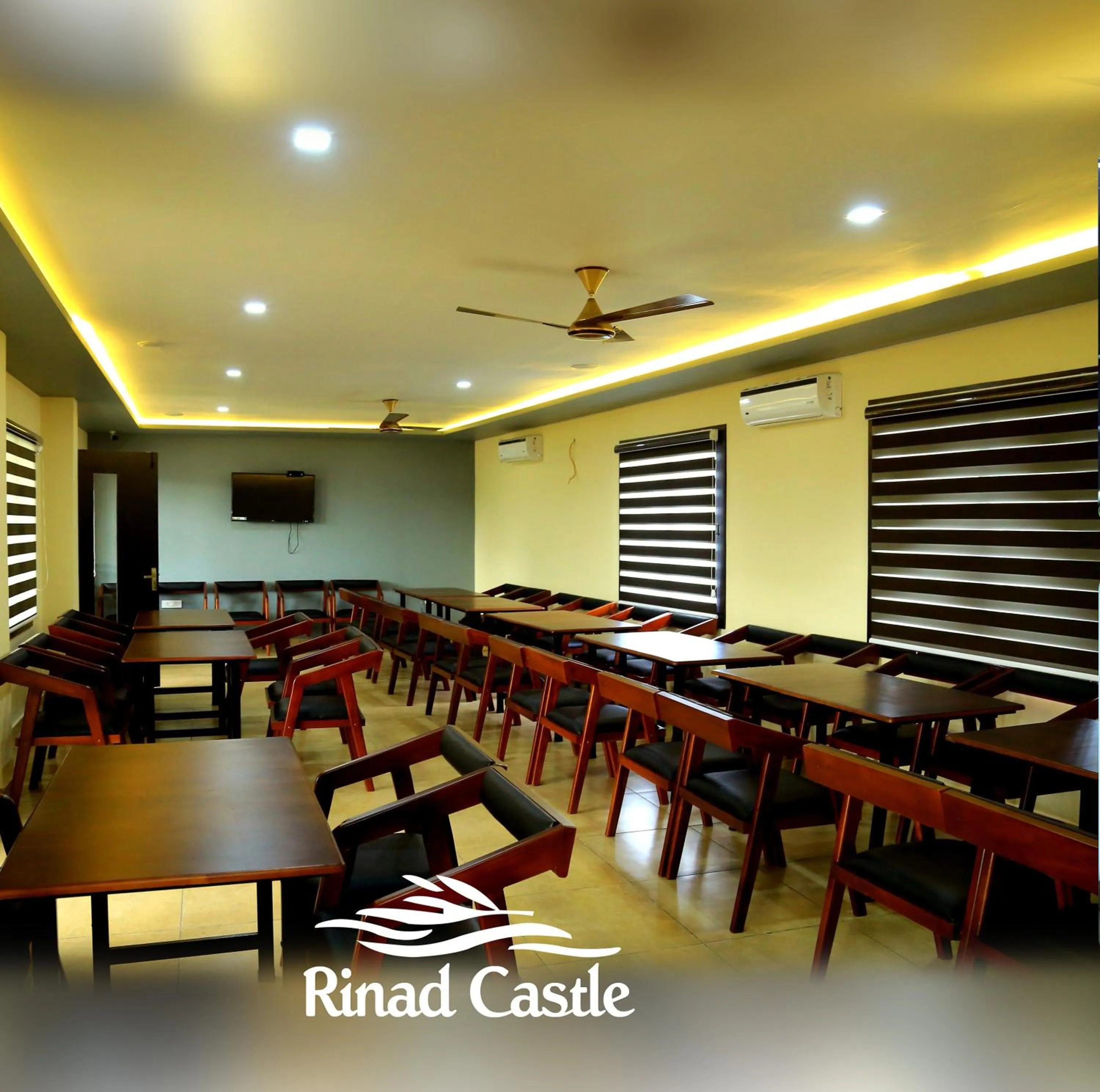 Restaurant/places to eat in Royal Plaza Wayanad
