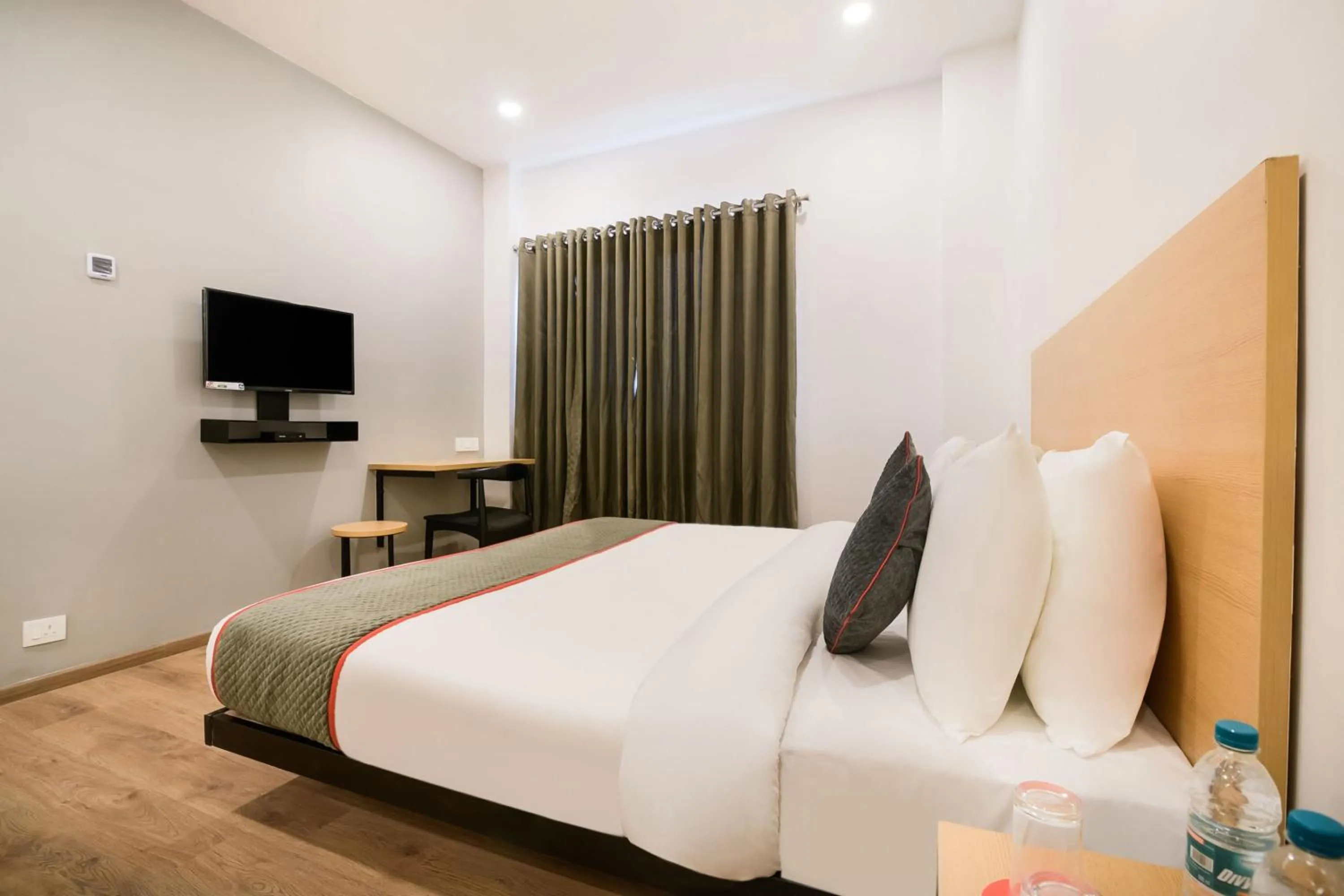 Bedroom, Bed in Townhouse The Awadh Airport Near Chaudhary Charan Singh International Airport