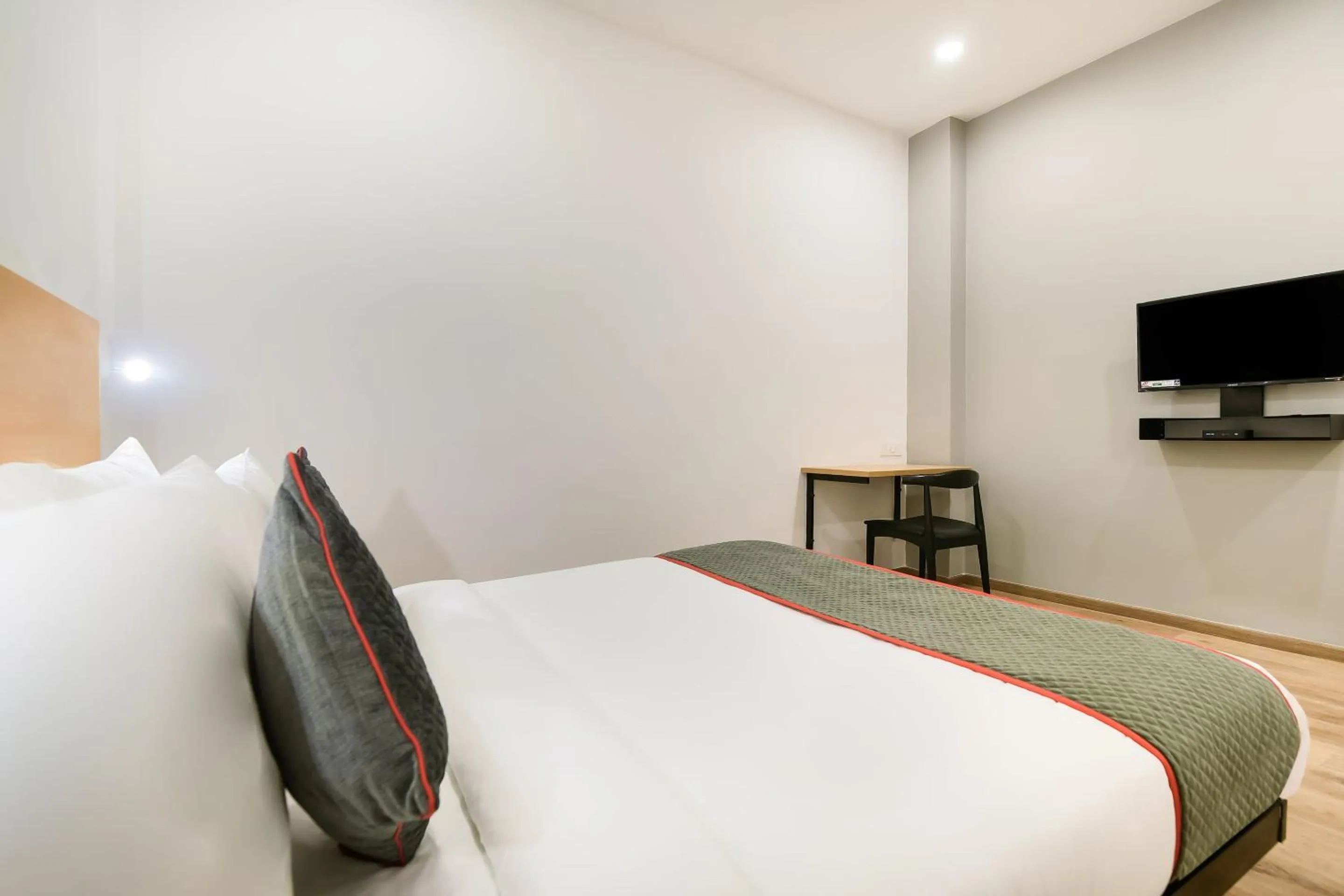Bedroom, Bed in Townhouse The Awadh Airport Near Chaudhary Charan Singh International Airport