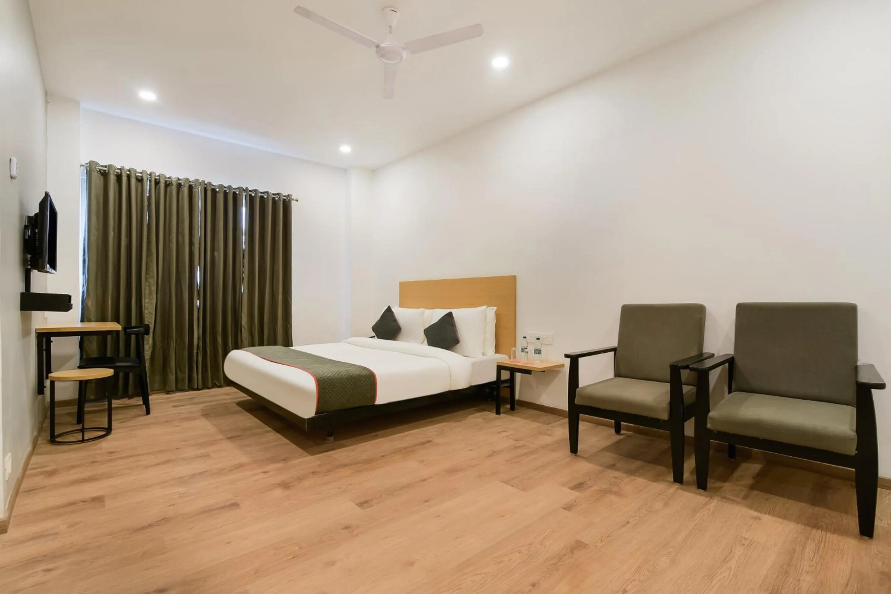 Bedroom, Bed in Townhouse The Awadh Airport Near Chaudhary Charan Singh International Airport