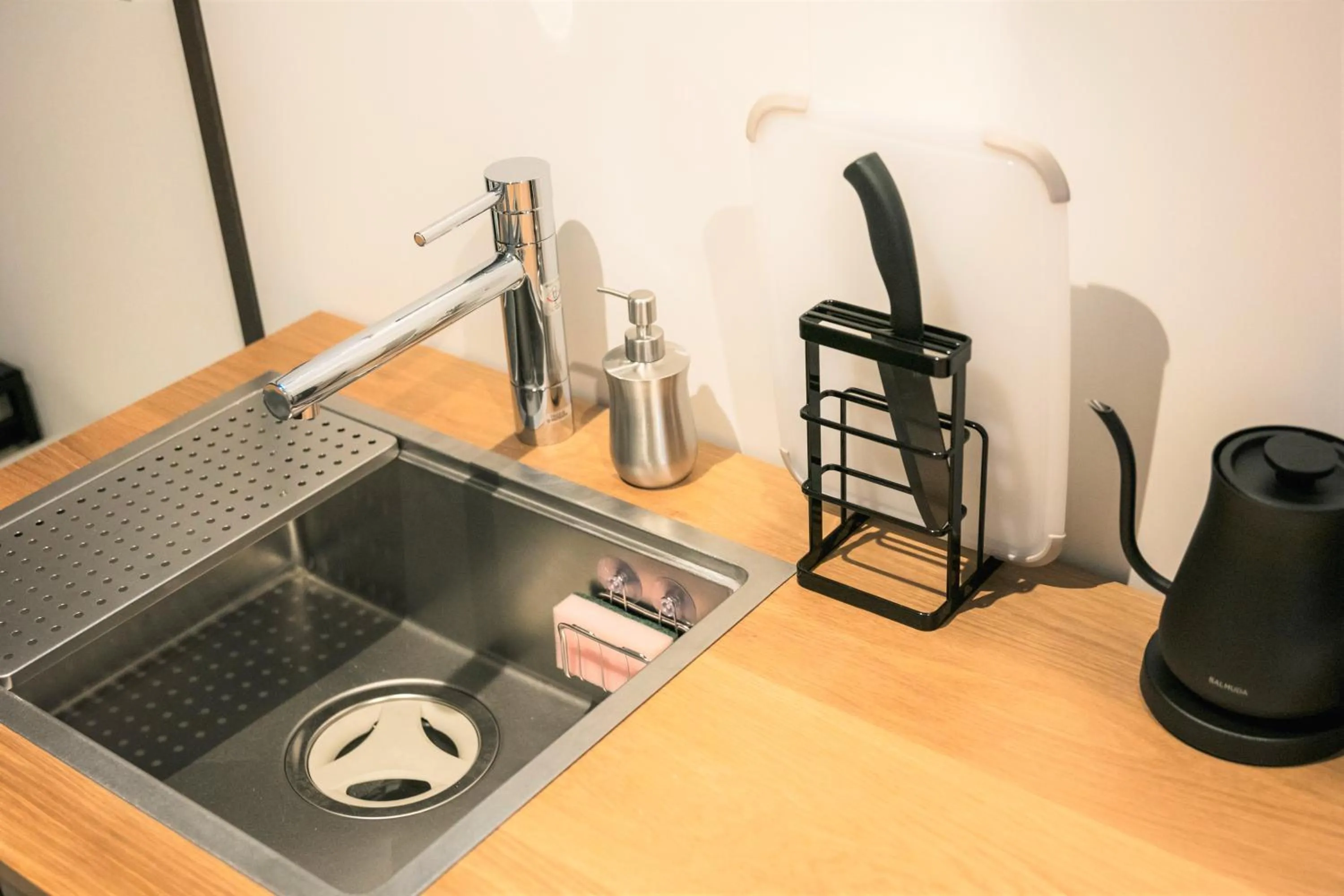 Kitchen or kitchenette in MUSUBI HOTEL MACHIYA Naraya-machi 2