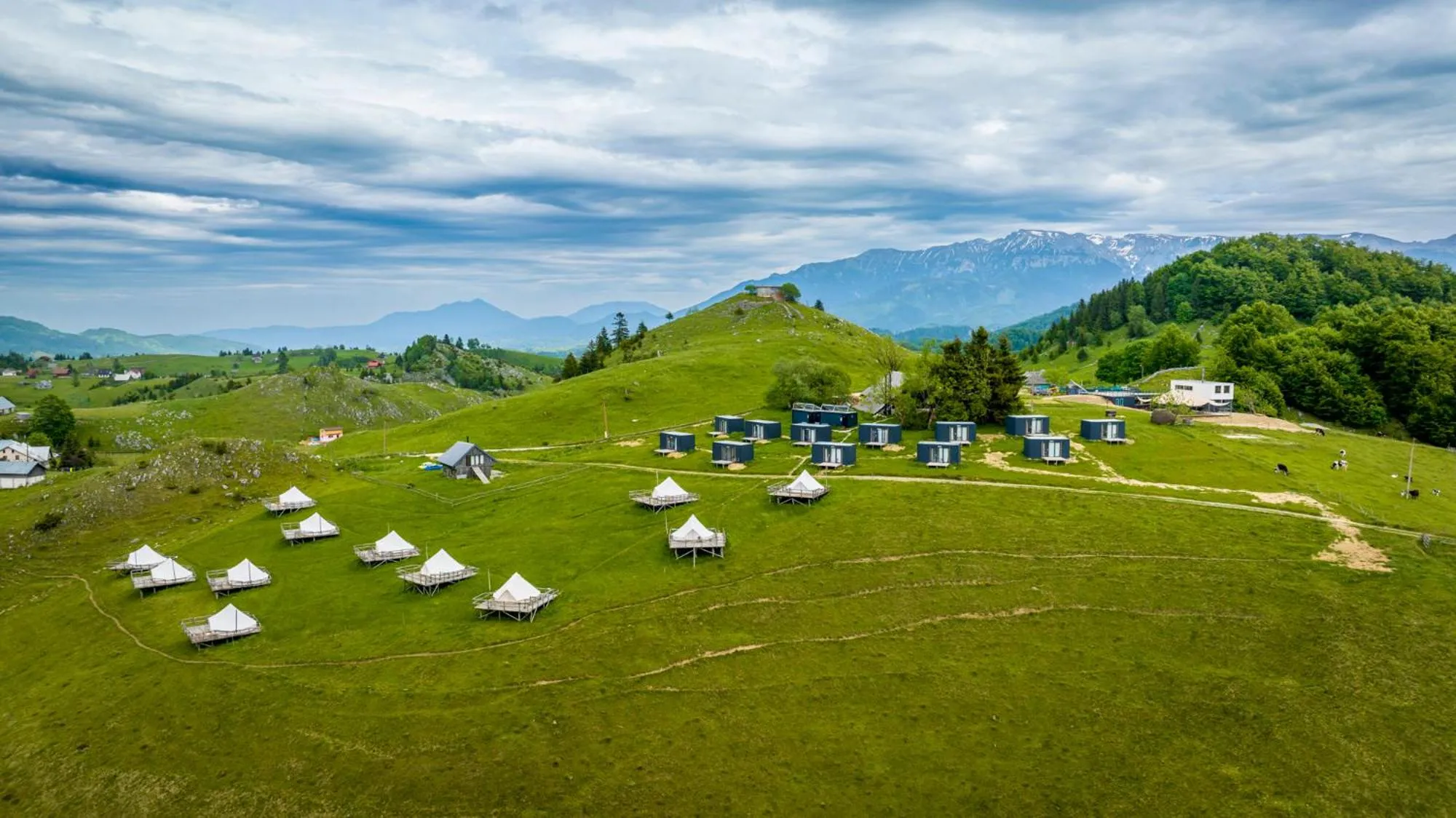 Property building in Ursa Mica Glamping Resort