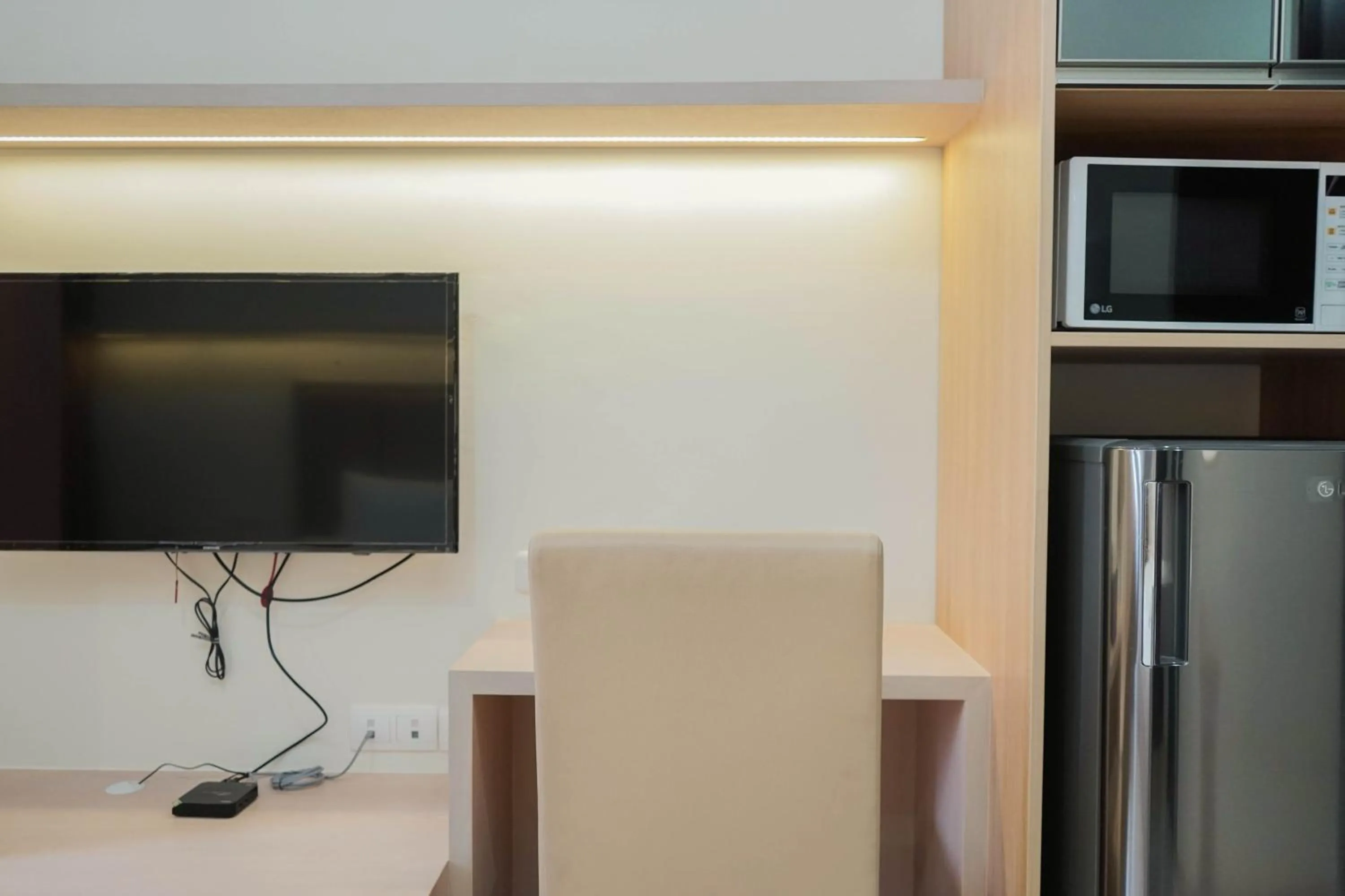 Comfy Studio Apartment at Menteng Park By Travelio