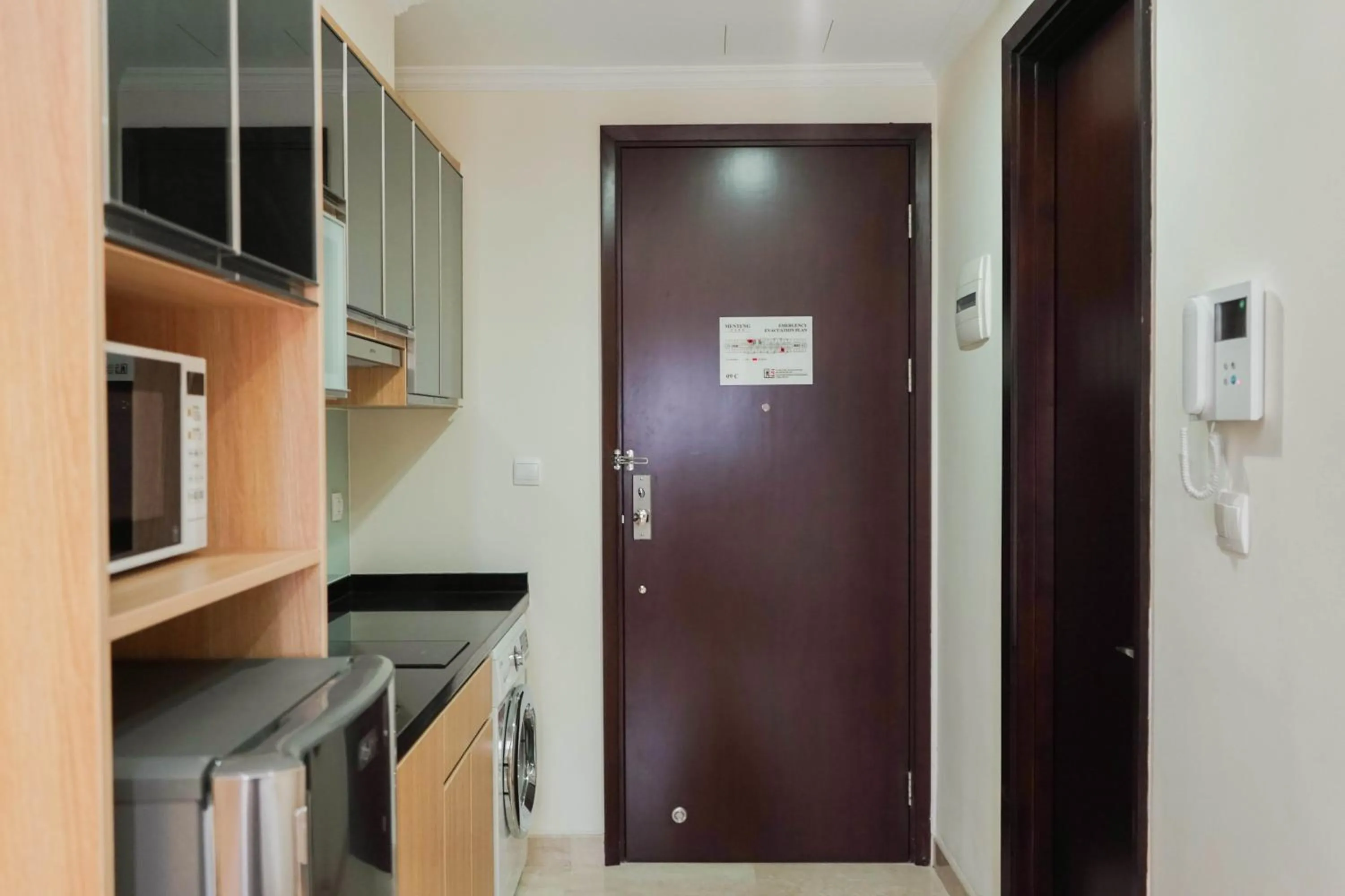 Comfy Studio Apartment at Menteng Park By Travelio