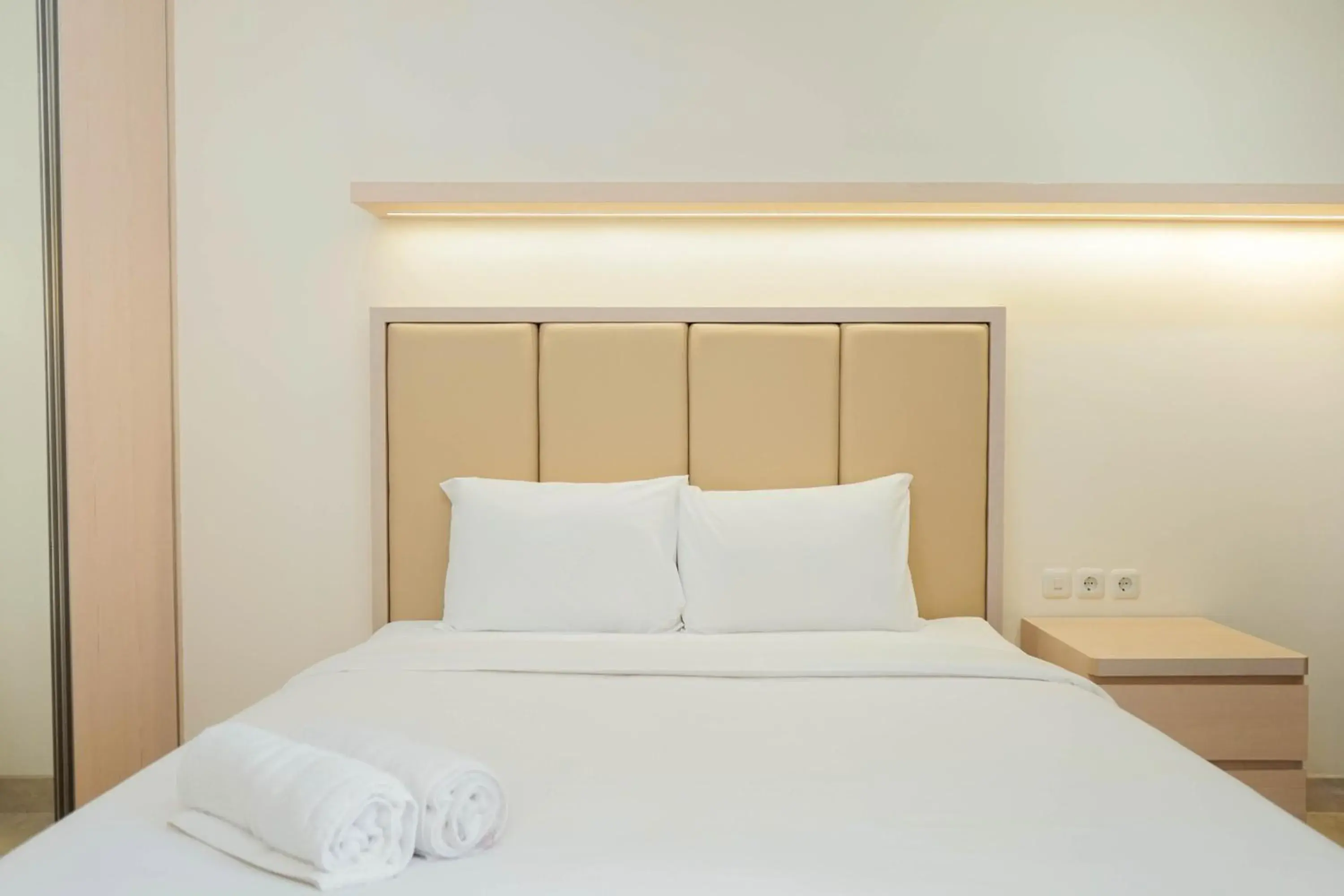 Comfy Studio Apartment at Menteng Park By Travelio Comfy Studio Apartment at Menteng Park By Travelio