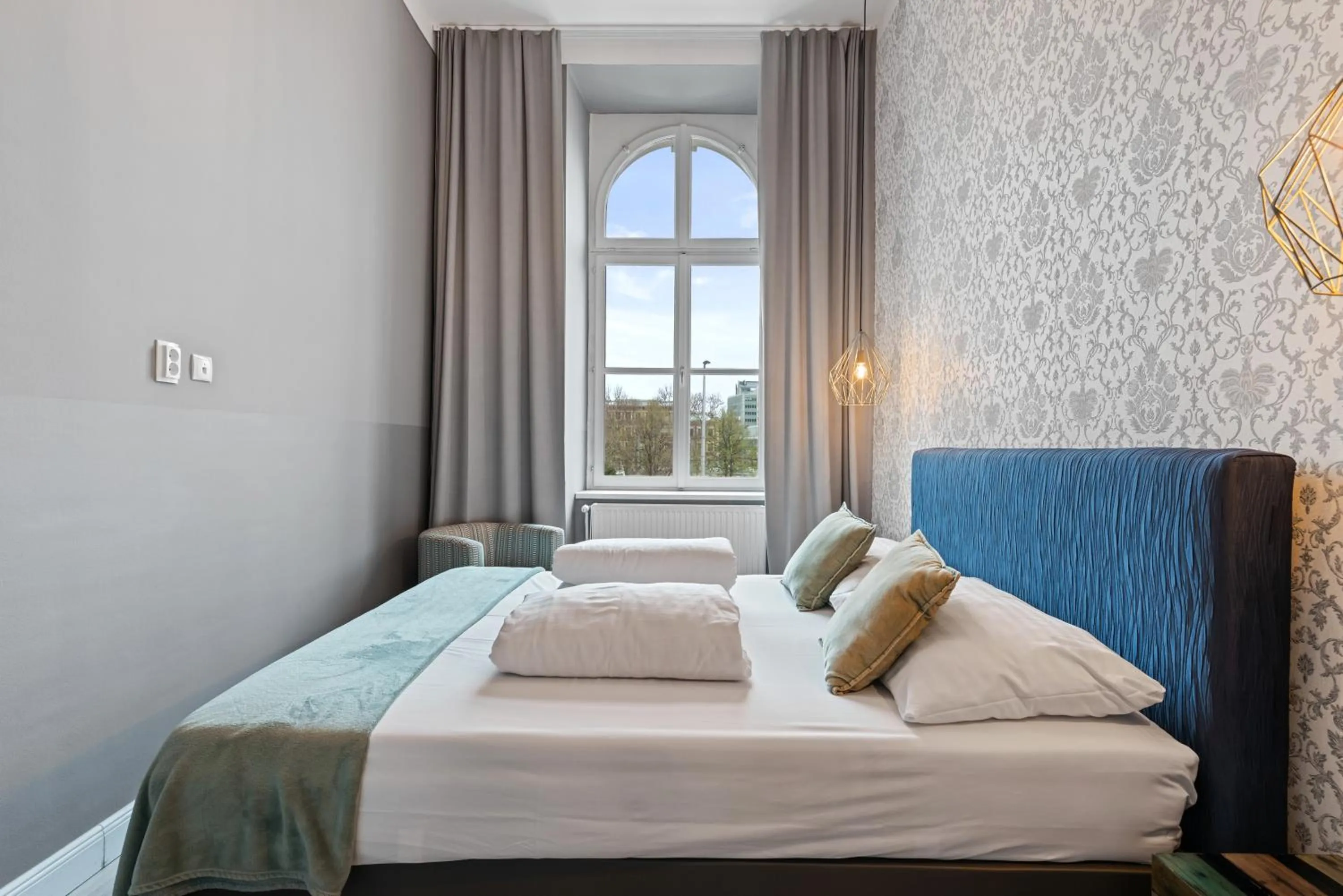 Bedroom, Bed in KH Opera Apartments