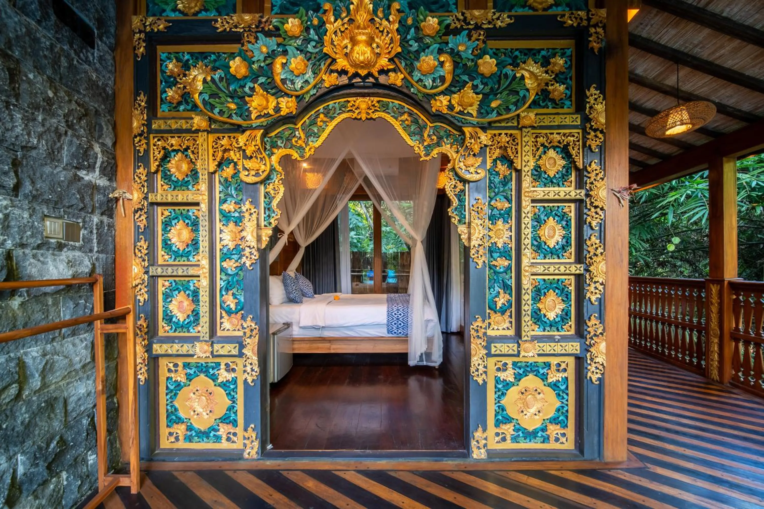 Bed in Parvati Retreat Villas