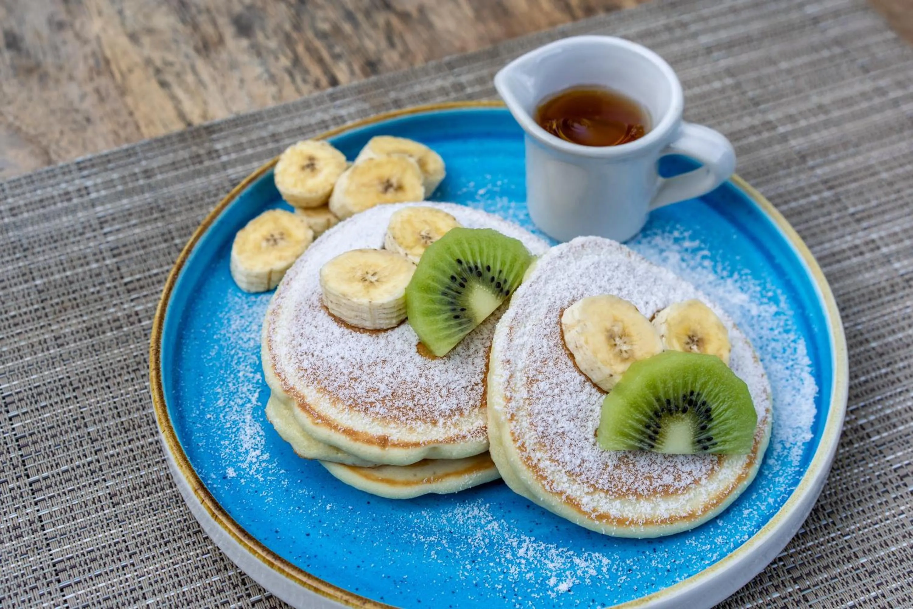 Breakfast in Parvati Retreat Villas